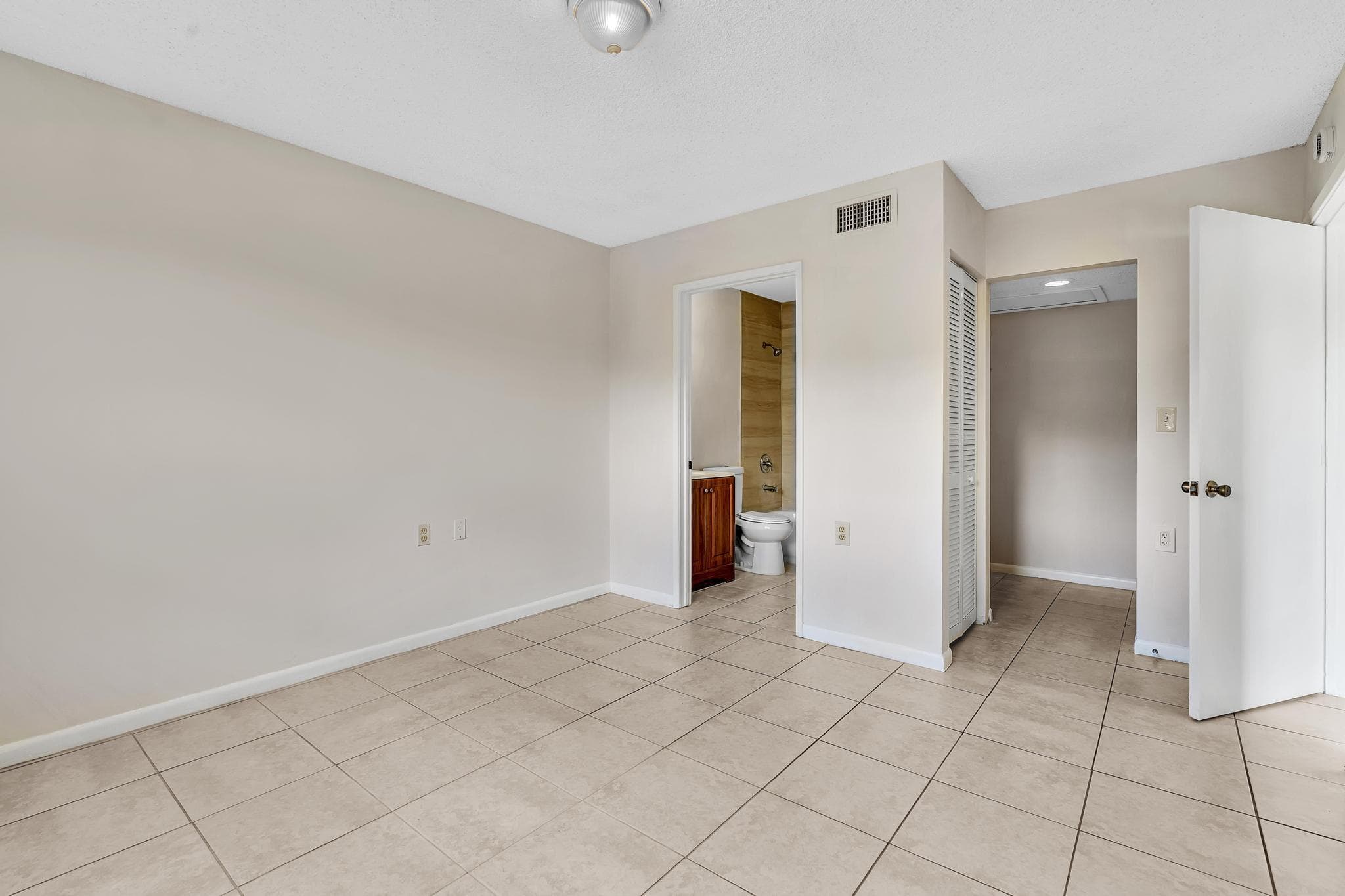 1020 Lake Victoria Drive B, West Palm Beach, FL 33411 — photo 23 of 53