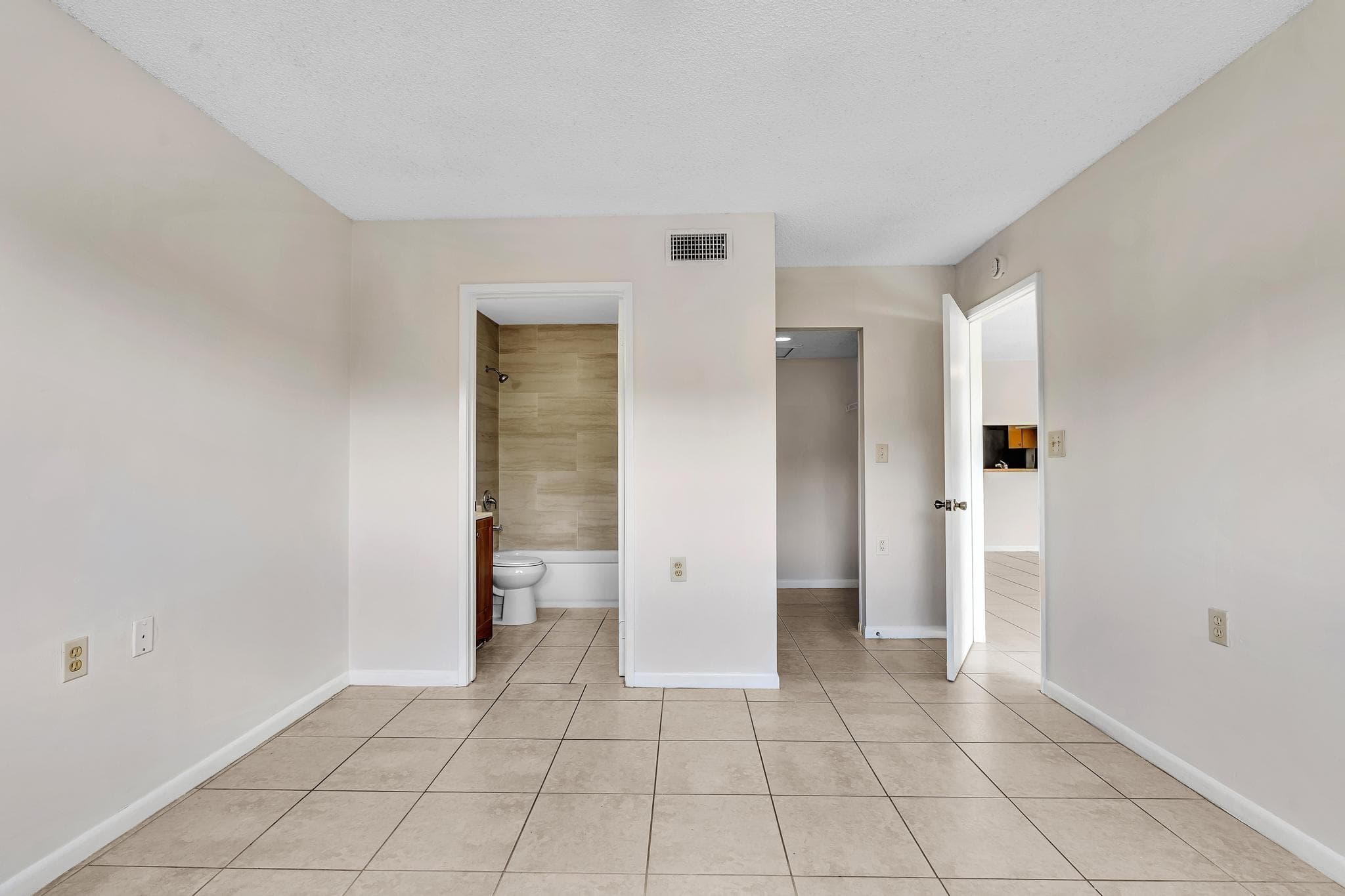 1020 Lake Victoria Drive B, West Palm Beach, FL 33411 — photo 24 of 53