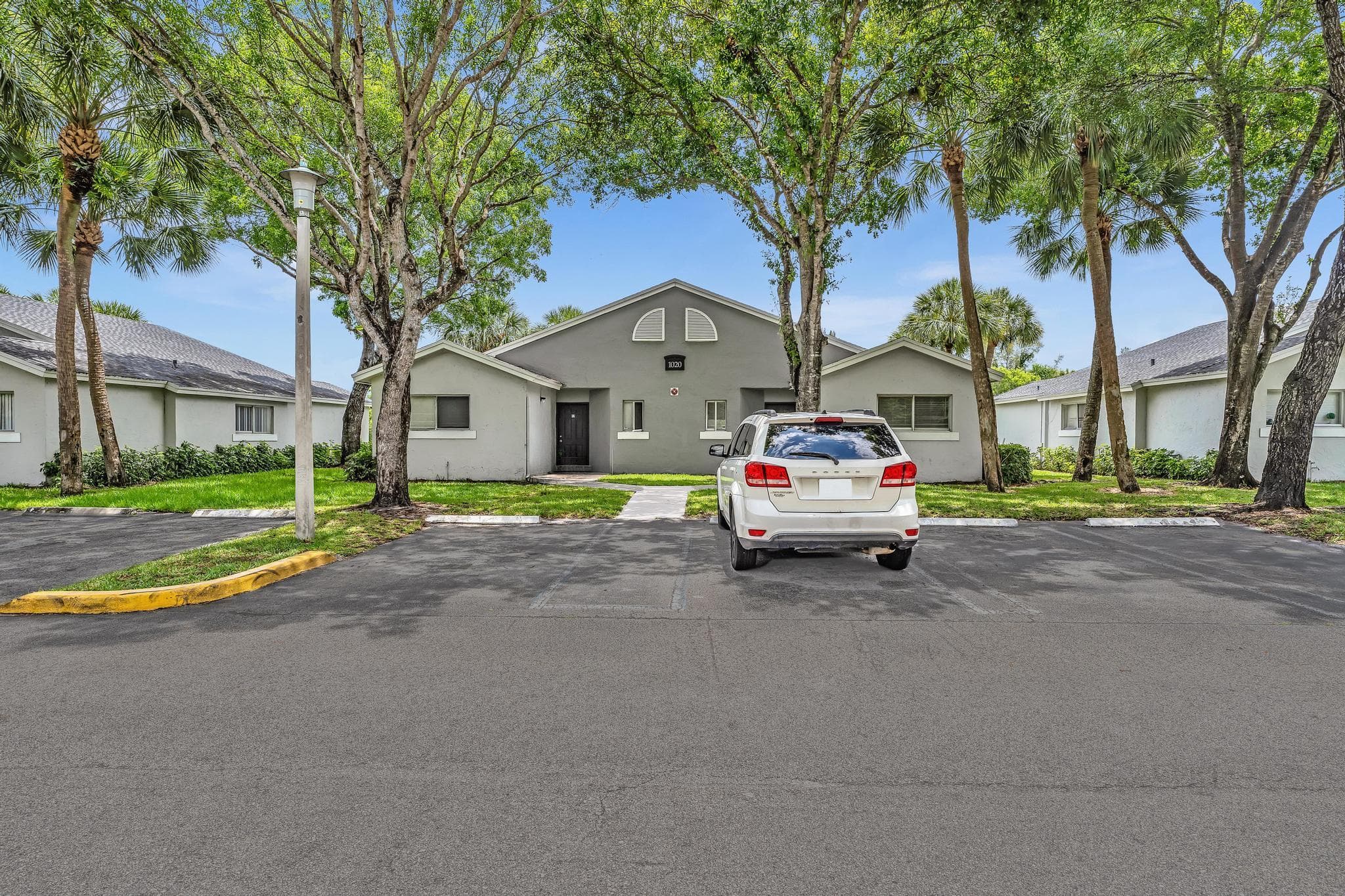 1020 Lake Victoria Drive B, West Palm Beach, FL 33411 — photo 3 of 53