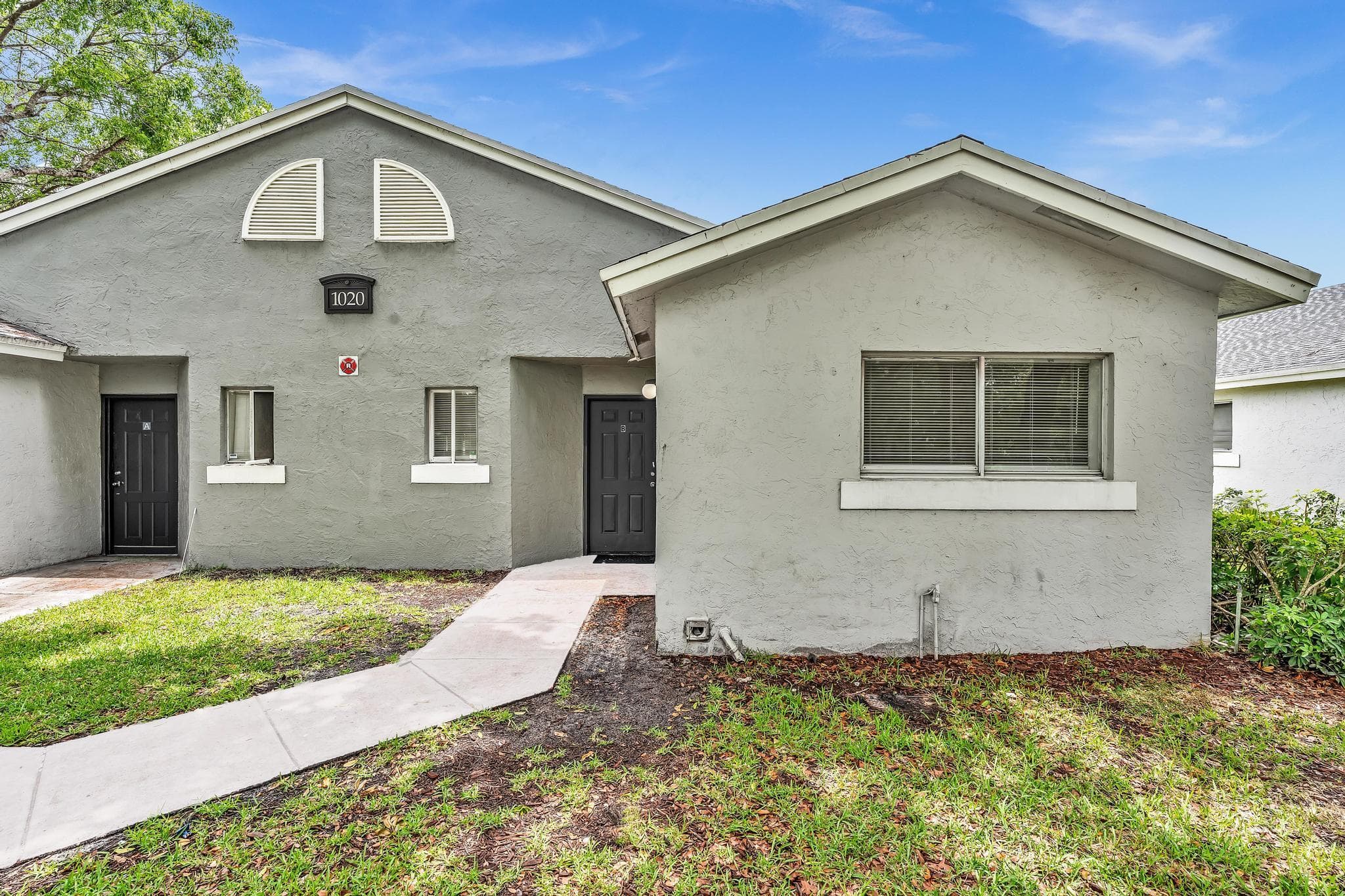 1020 Lake Victoria Drive B, West Palm Beach, FL 33411 — photo 2 of 53