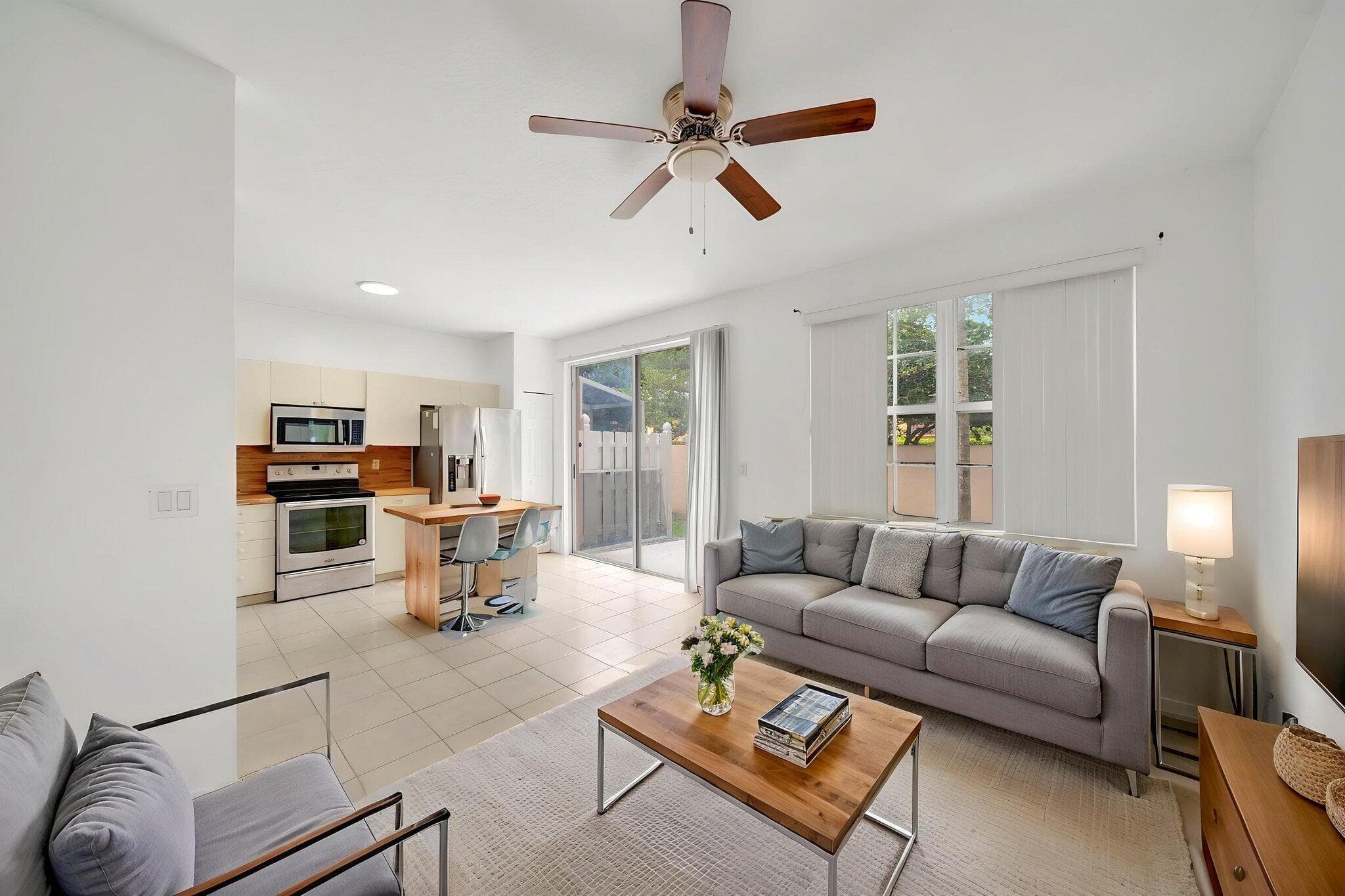 3970 NW 90th Way, Sunrise, FL 33351 — photo 14 of 34