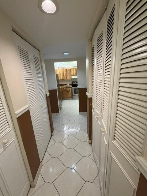 3341 NW 47th Terrace 408, Lauderdale Lakes, FL 33319 — photo 6 of 21