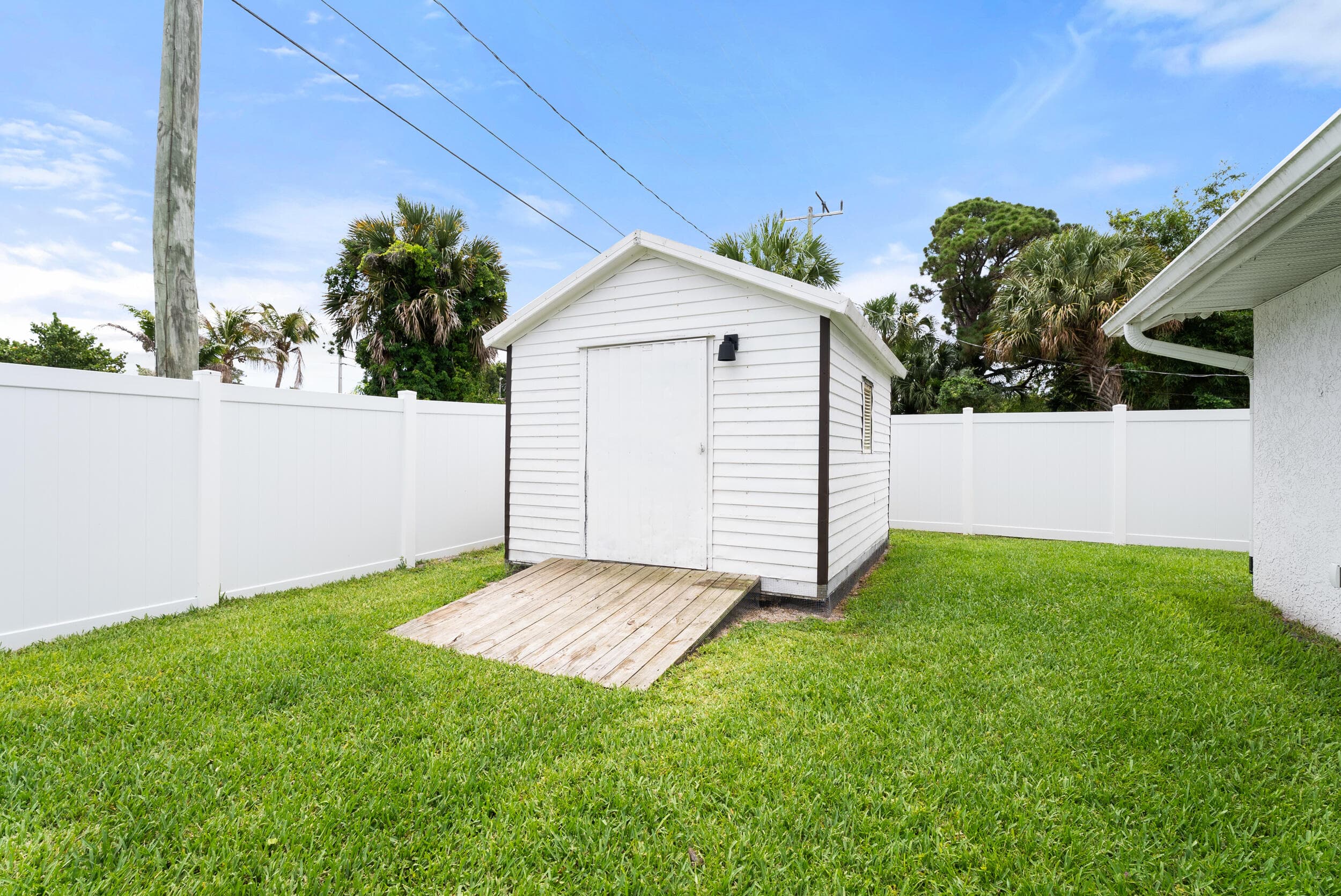 701 SE Dolphin Drive, Stuart, FL 34996 — photo 42 of 49