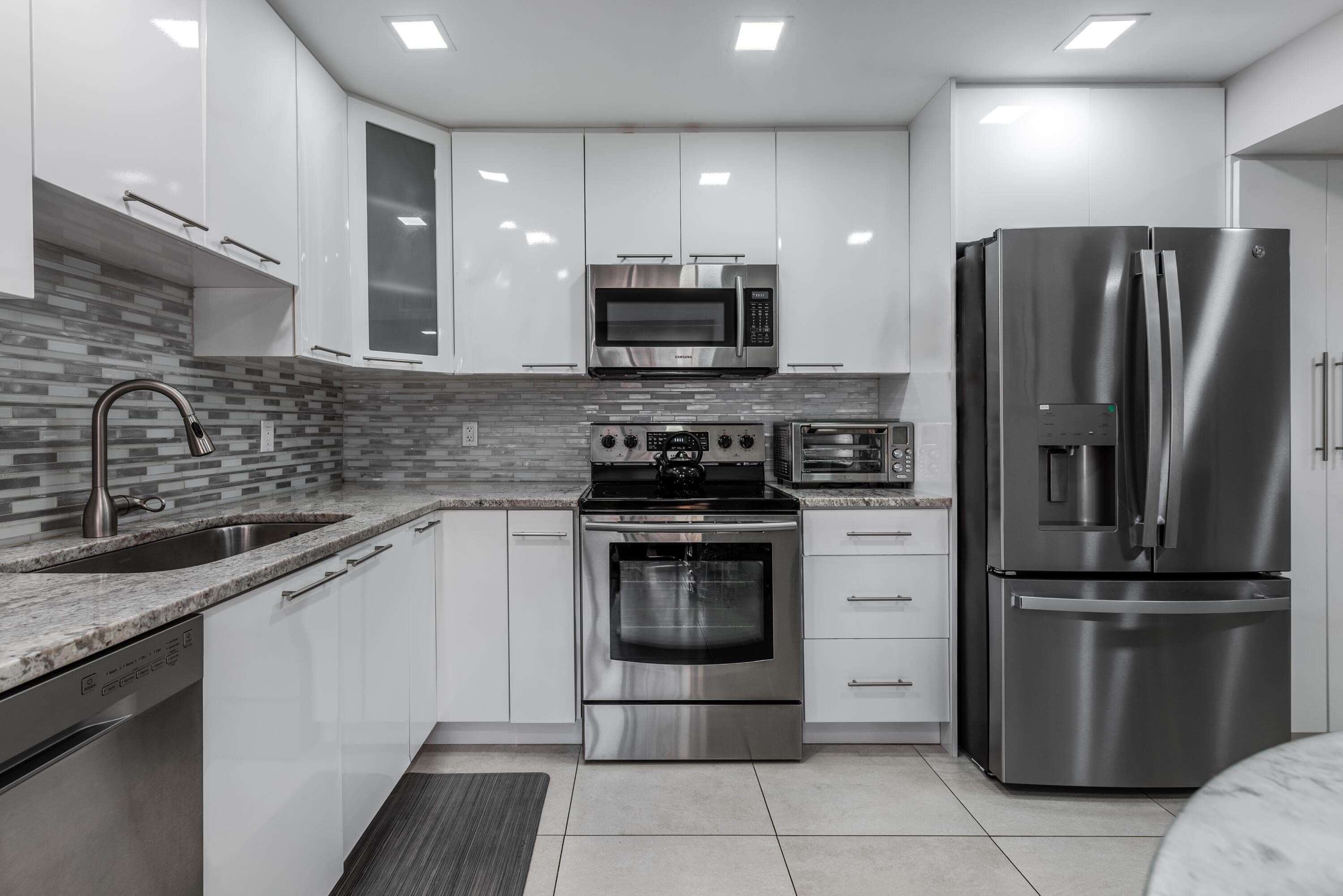 7509 Glendevon Lane 1002, Delray Beach, FL 33446 — photo 11 of 32