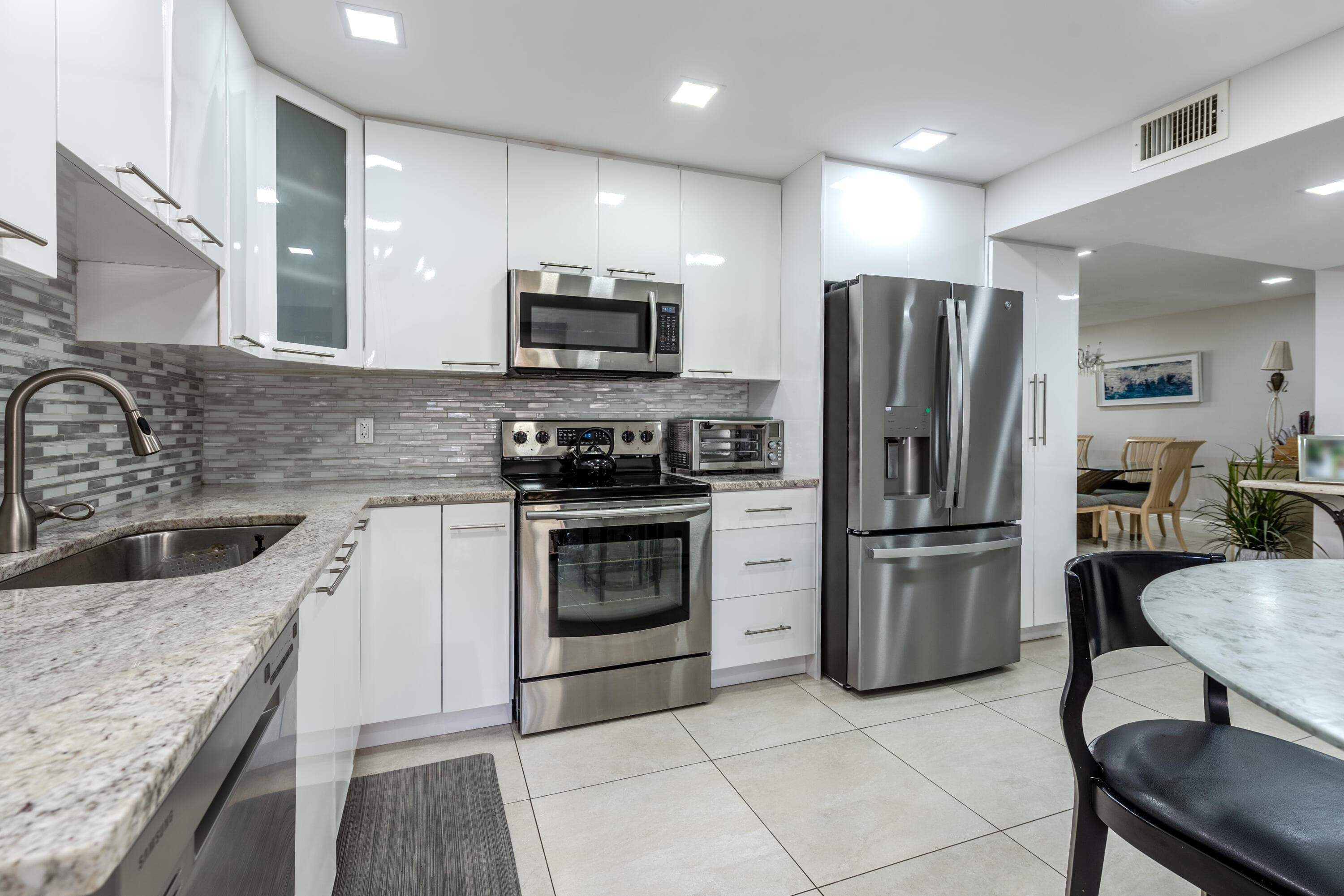 7509 Glendevon Lane 1002, Delray Beach, FL 33446 — photo 12 of 32