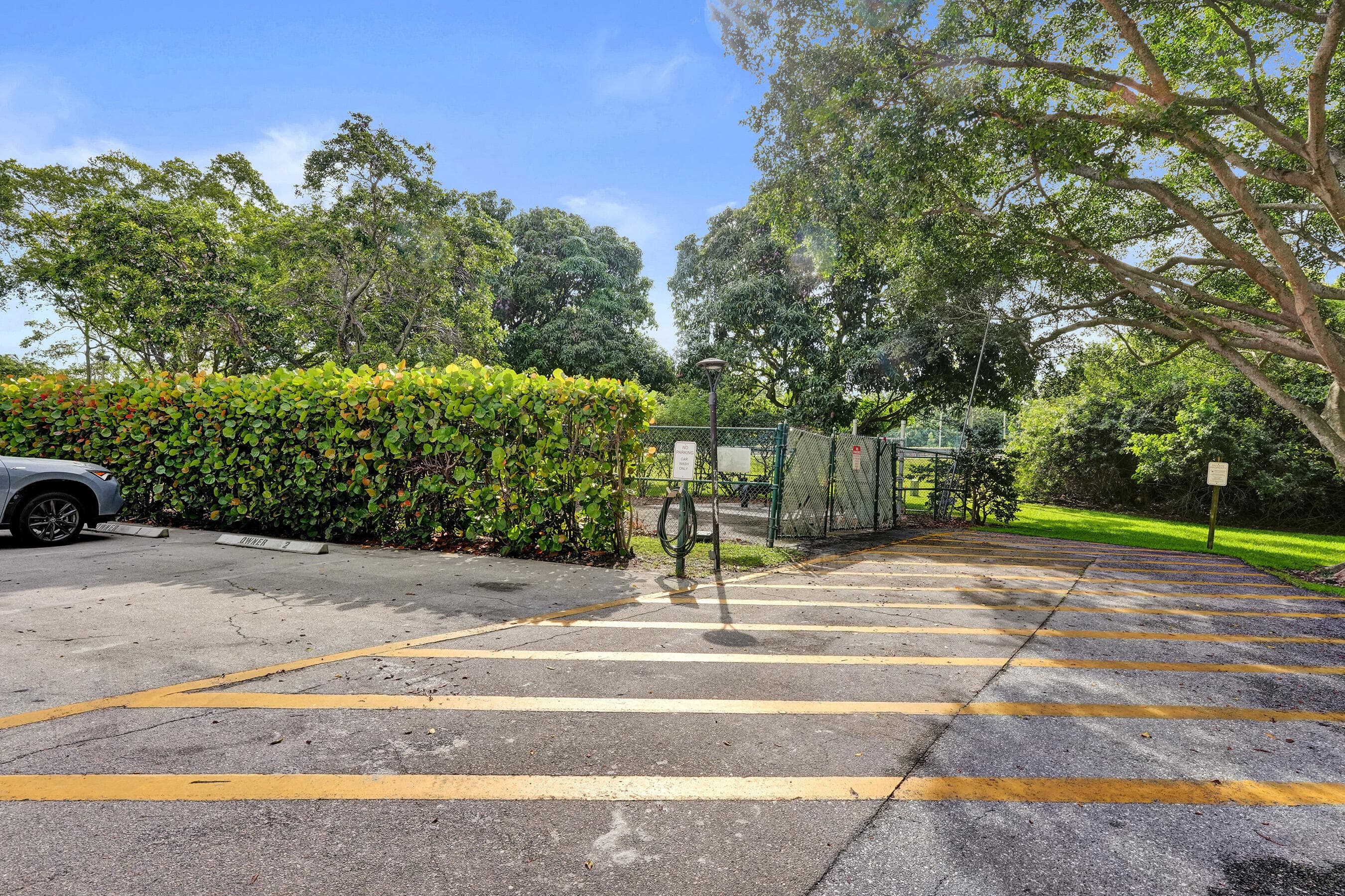 304 Golfview Road 304, North Palm Beach, FL 33408 — photo 34 of 39