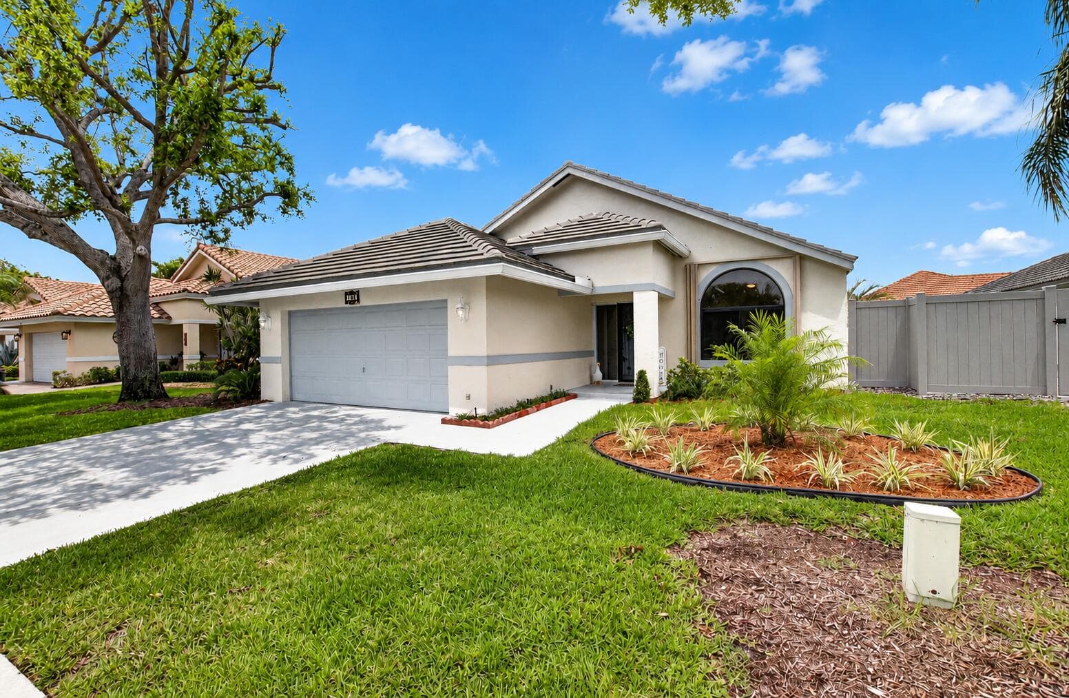 182 Temple Avenue, Boynton Beach, FL 33436 — photo 2 of 56
