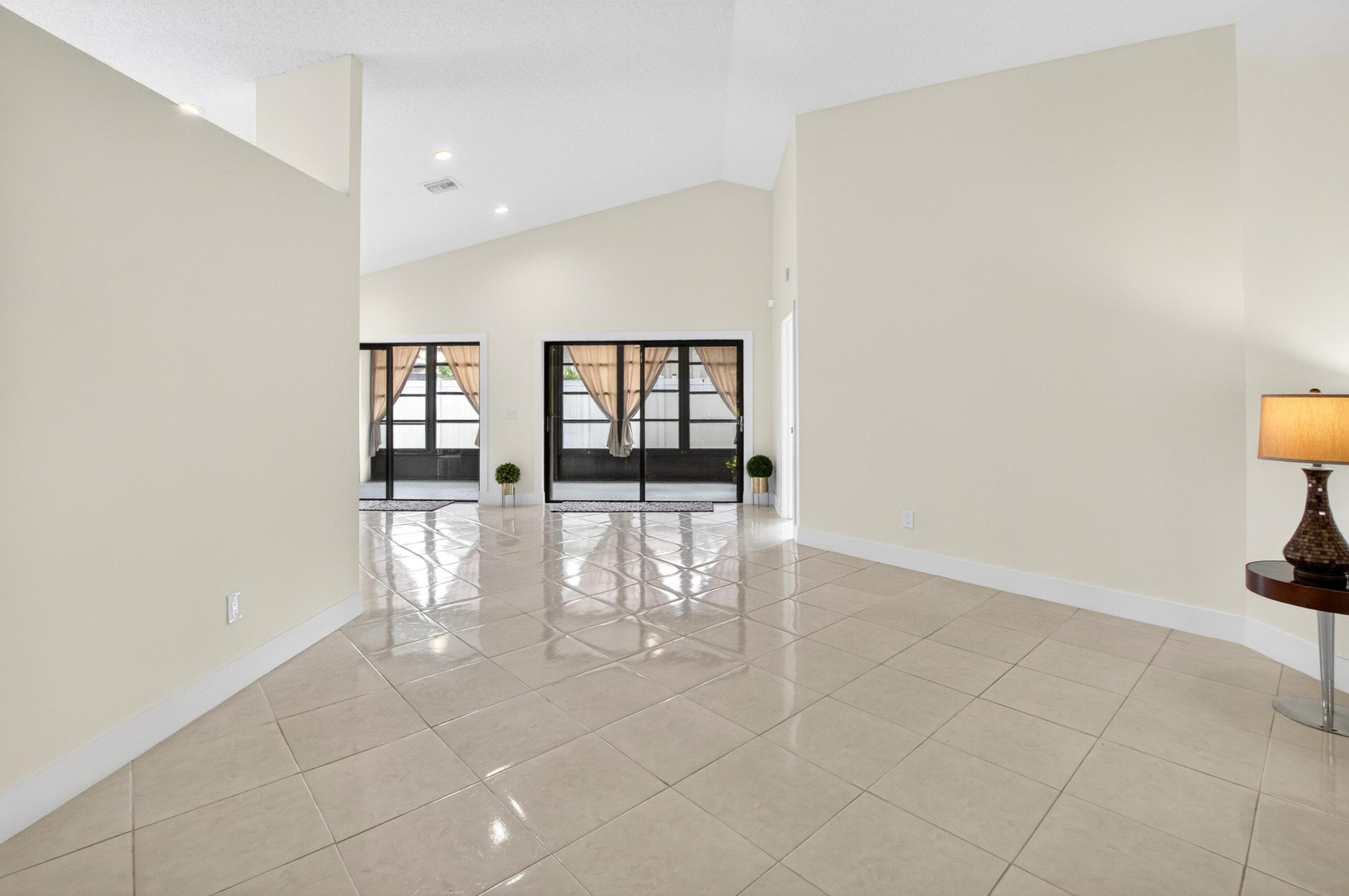 182 Temple Avenue, Boynton Beach, FL 33436 — photo 10 of 56