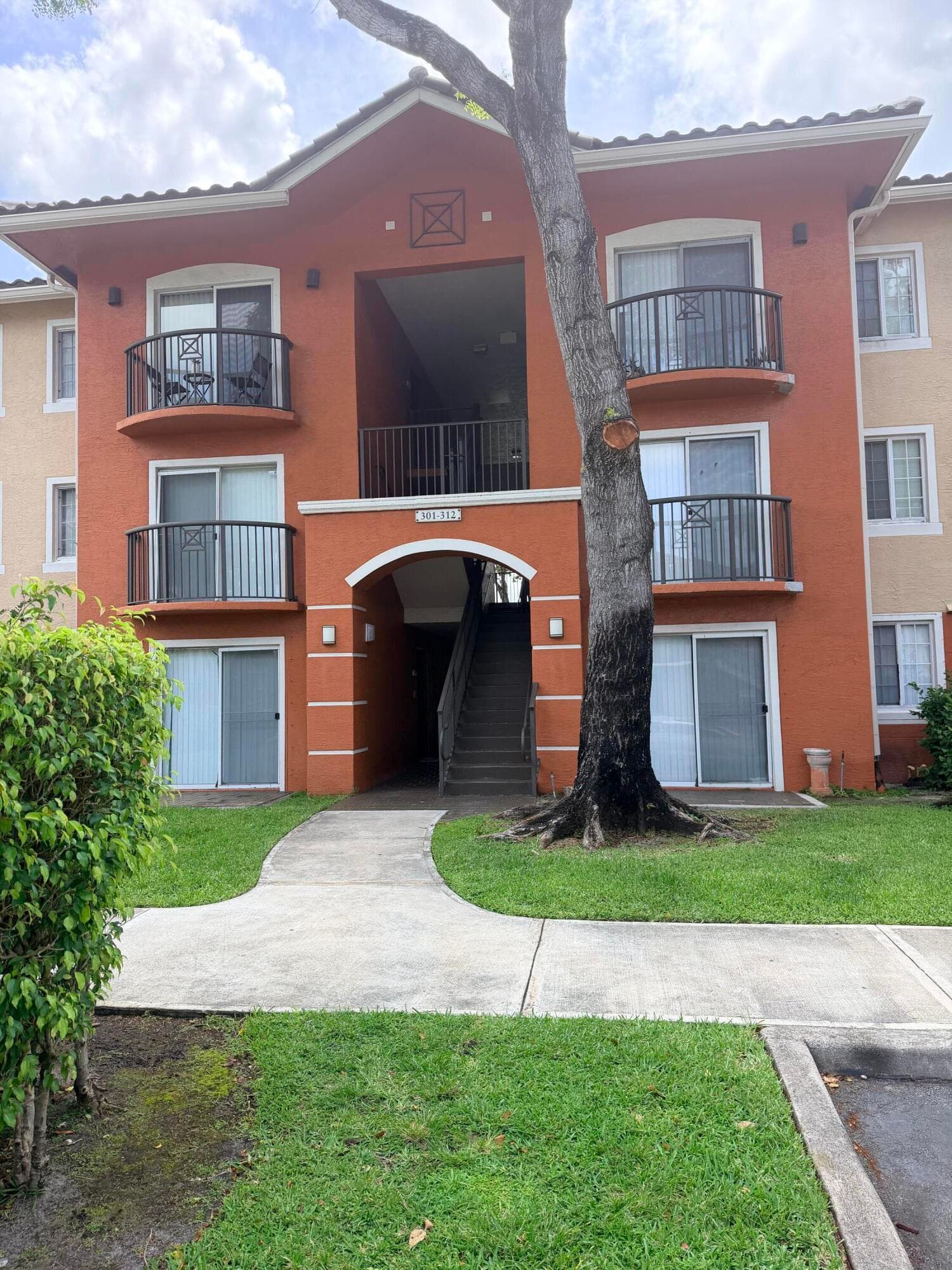 4195 Haverhill Road 305, West Palm Beach, FL 33417 — photo