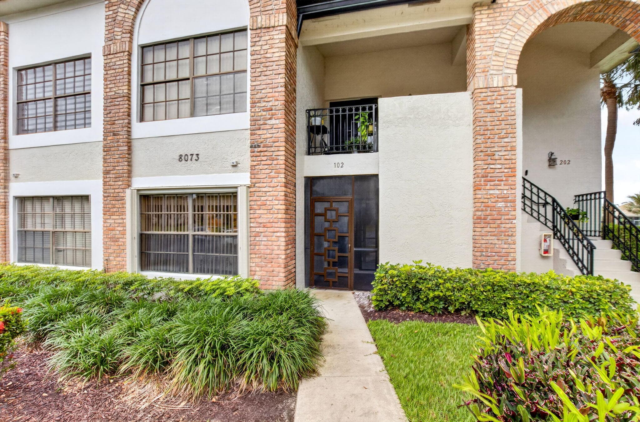 8073 Aberdeen Drive 102, Boynton Beach, FL 33472 — photo 2 of 56