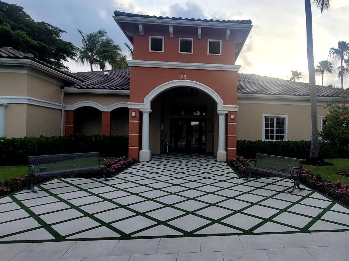 4197 N Haverhill Road 212, West Palm Beach, FL 33417 — photo 18 of 35