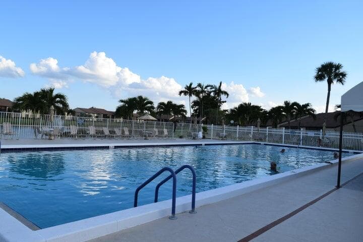 802 Sky Pine Way E2, Greenacres, FL 33415 — photo 17 of 17