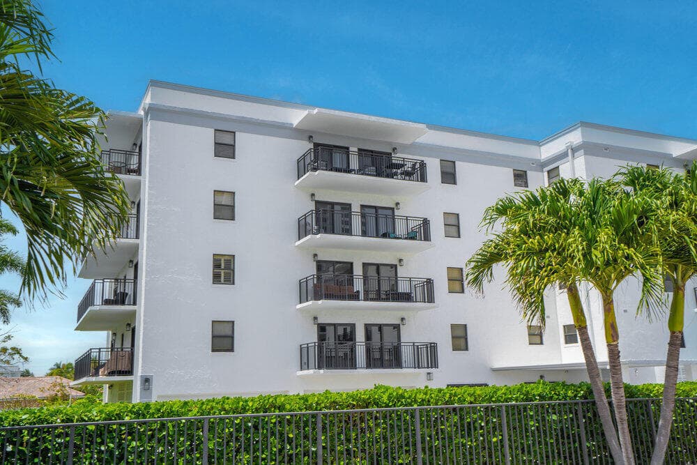 2679 S Ocean Boulevard 31, Boca Raton, FL 33432 — photo 5 of 35