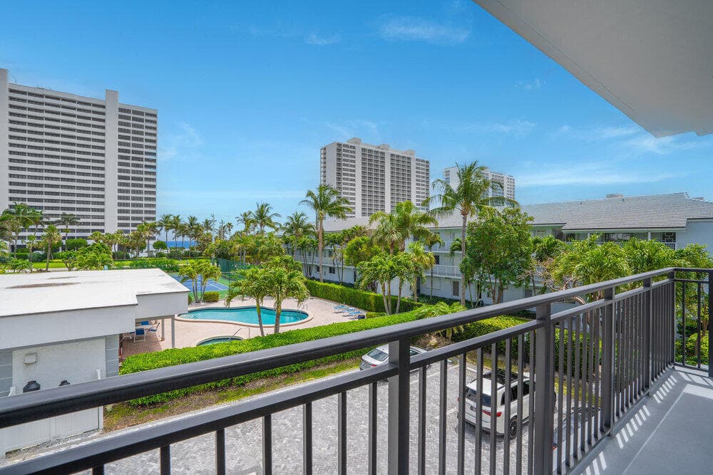 2679 S Ocean Boulevard 31, Boca Raton, FL 33432 — photo 6 of 35