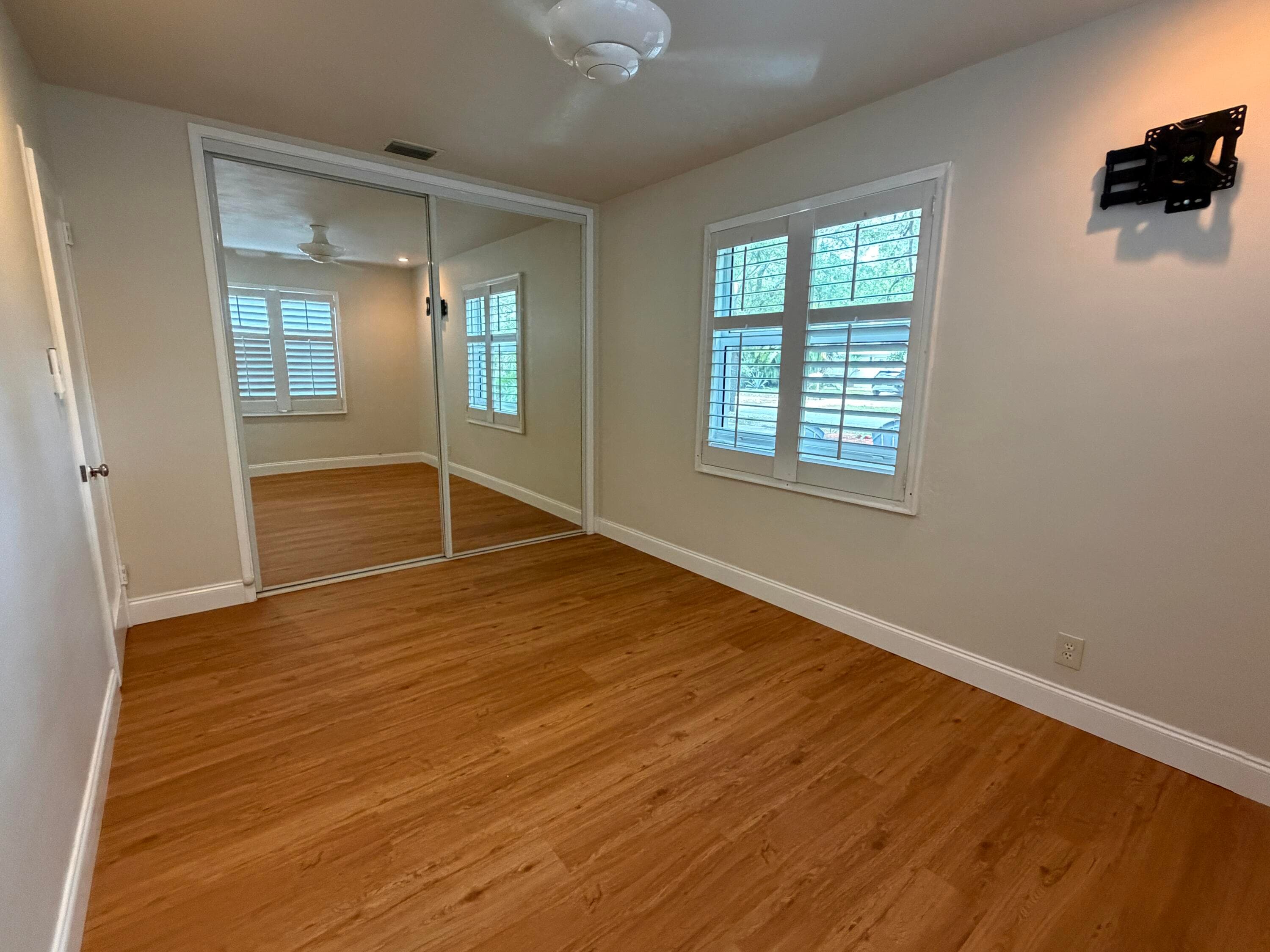 609 SW 6th Avenue, Fort Lauderdale, FL 33315 — photo 10 of 16