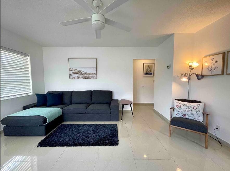 29 NE 3rd Street A, Dania Beach, FL 33004 — photo 2 of 15