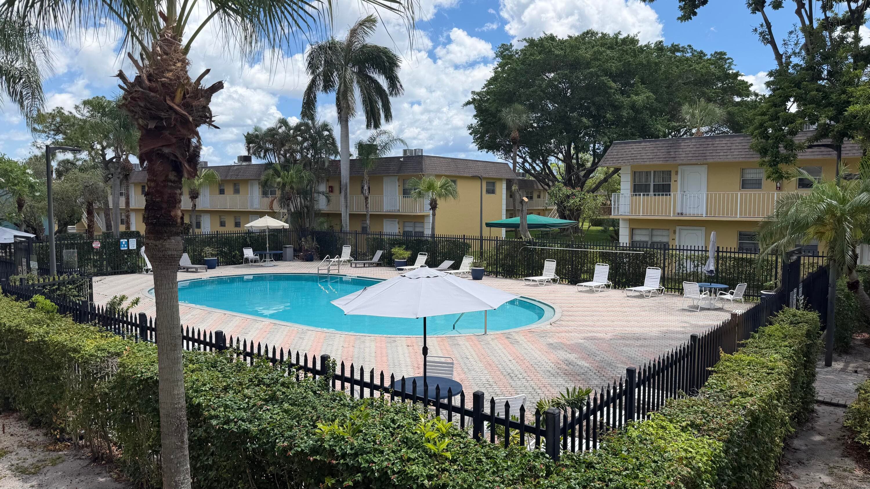 5168 NE 6th Avenue 431, Oakland Park, FL 33334 — photo