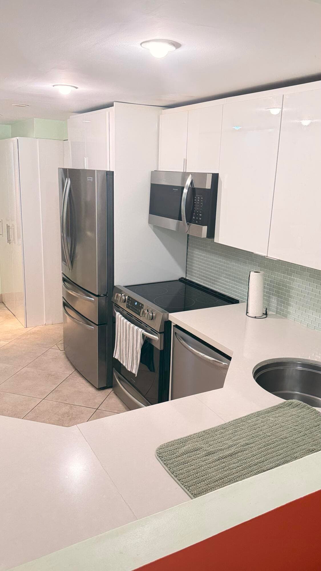 4031 N Cypress Drive 101, Pompano Beach, FL 33069 — photo 17 of 32