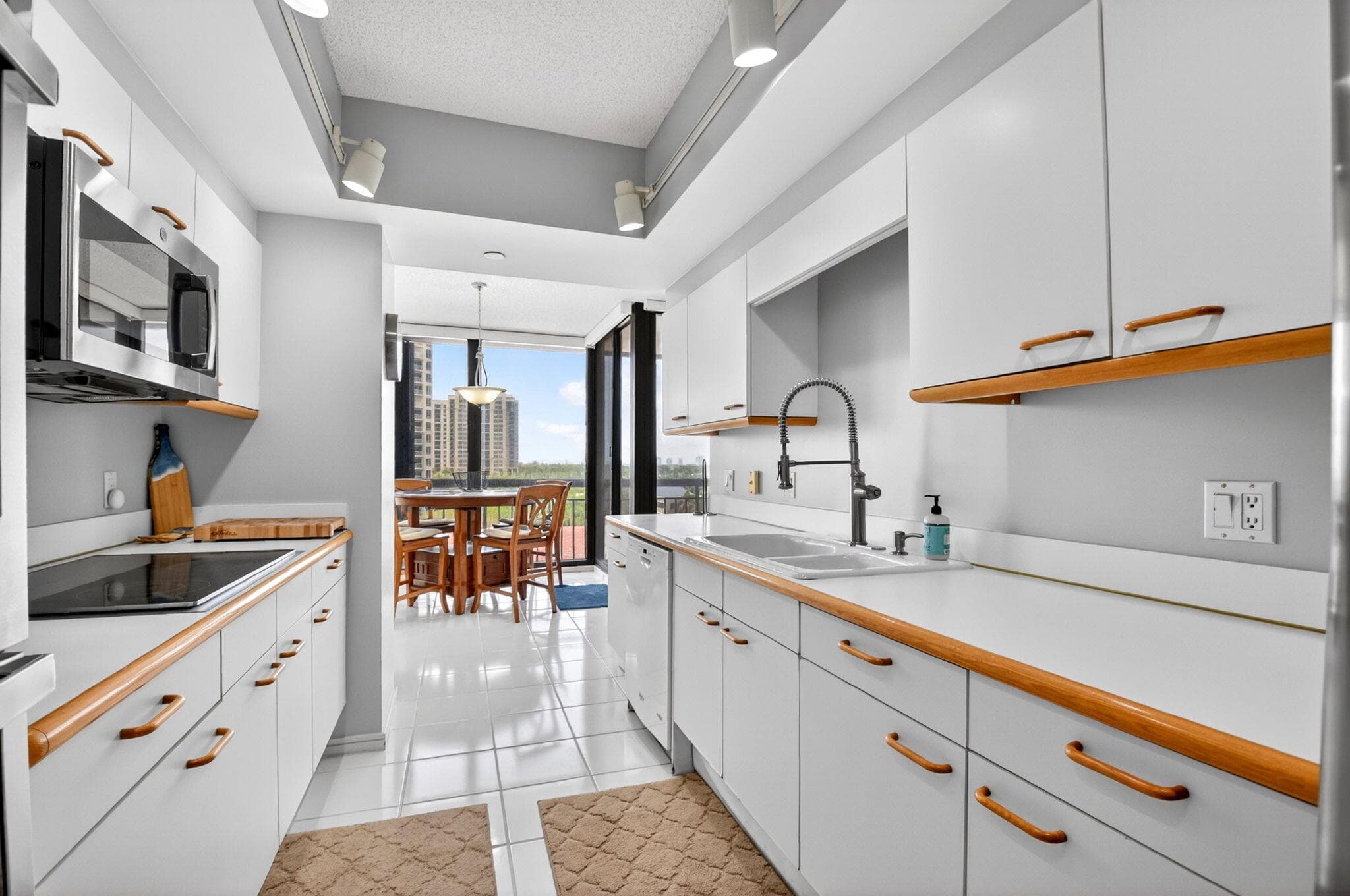 4100 N Ocean Drive 604, Singer Island, FL 33404 — photo 16 of 67