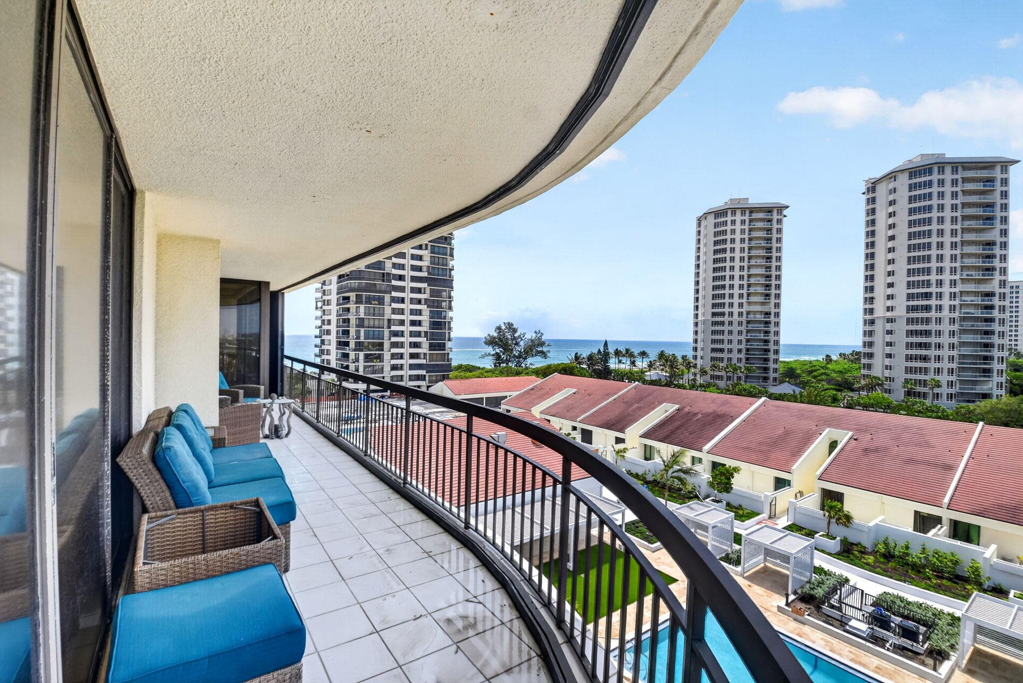 4100 N Ocean Drive 604, Singer Island, FL 33404 — photo 2 of 67