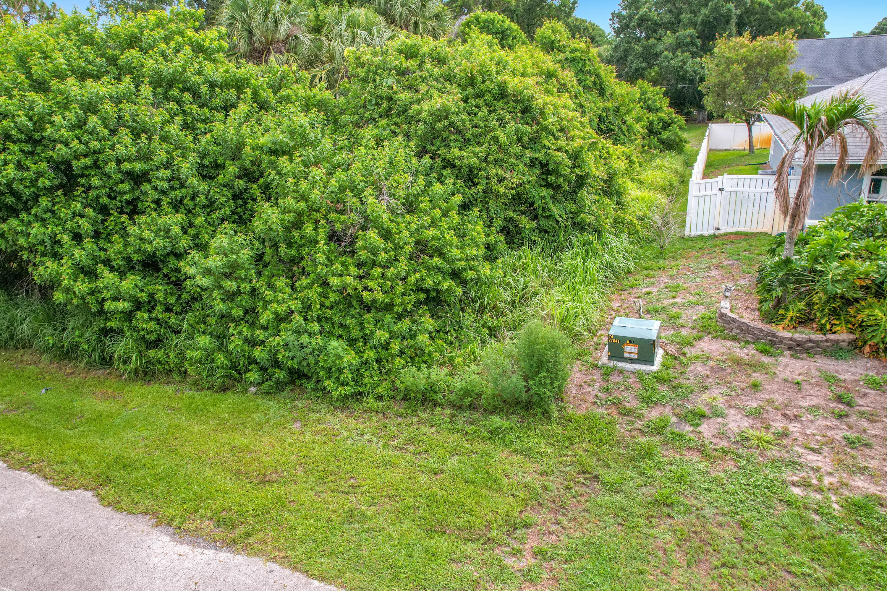 1510 Emerson Lane, Sebastian, FL 32958 — photo 2 of 9