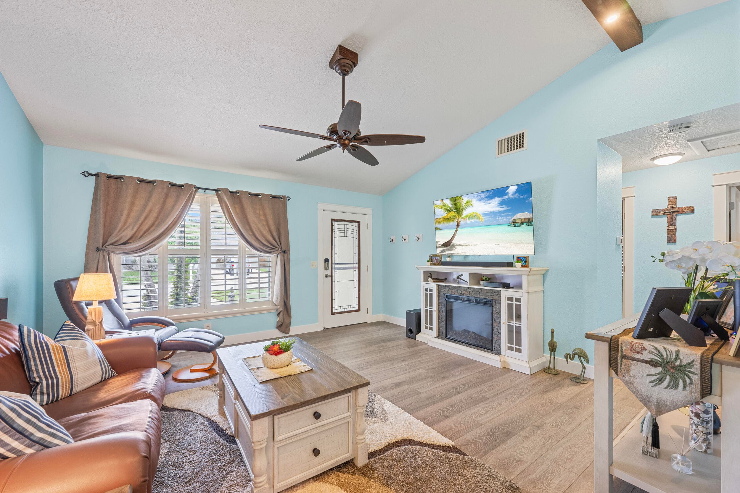 128 Banyan Circle, Jupiter, FL 33458 — photo 3 of 38