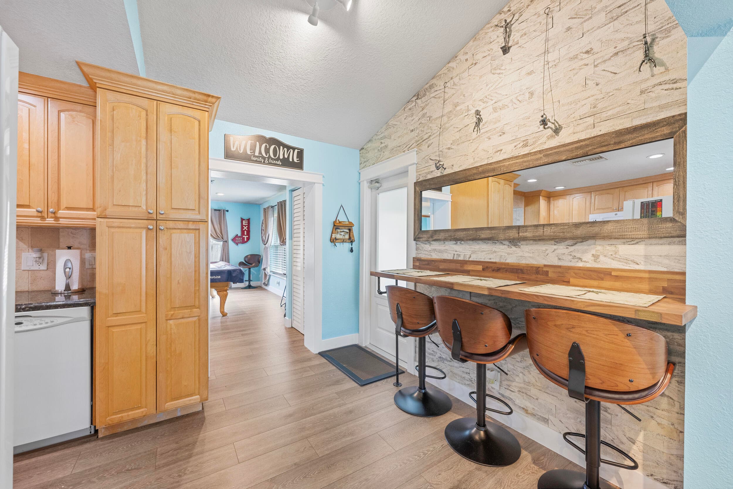 128 Banyan Circle, Jupiter, FL 33458 — photo 4 of 38