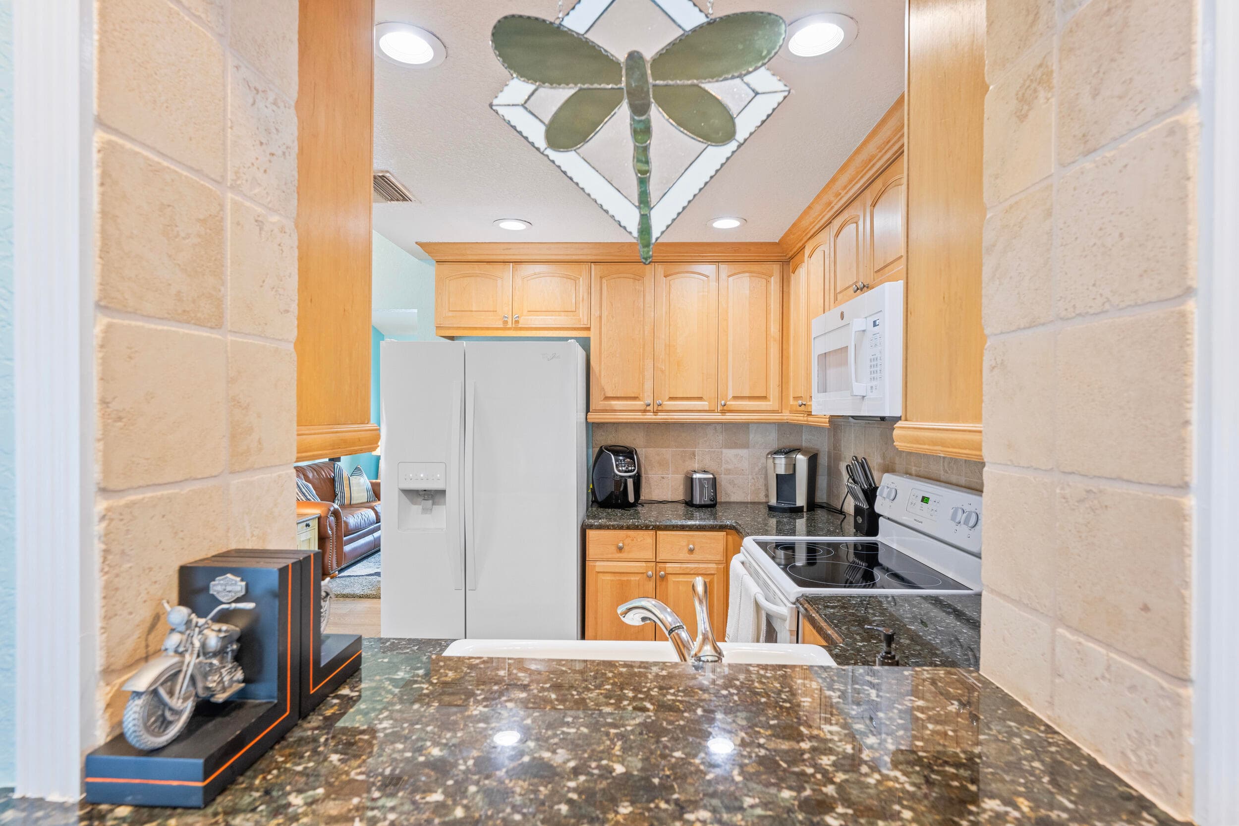 128 Banyan Circle, Jupiter, FL 33458 — photo 16 of 38