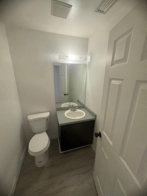 699 Ixoria Avenue, Fort Pierce, FL 34982 — photo 9 of 17