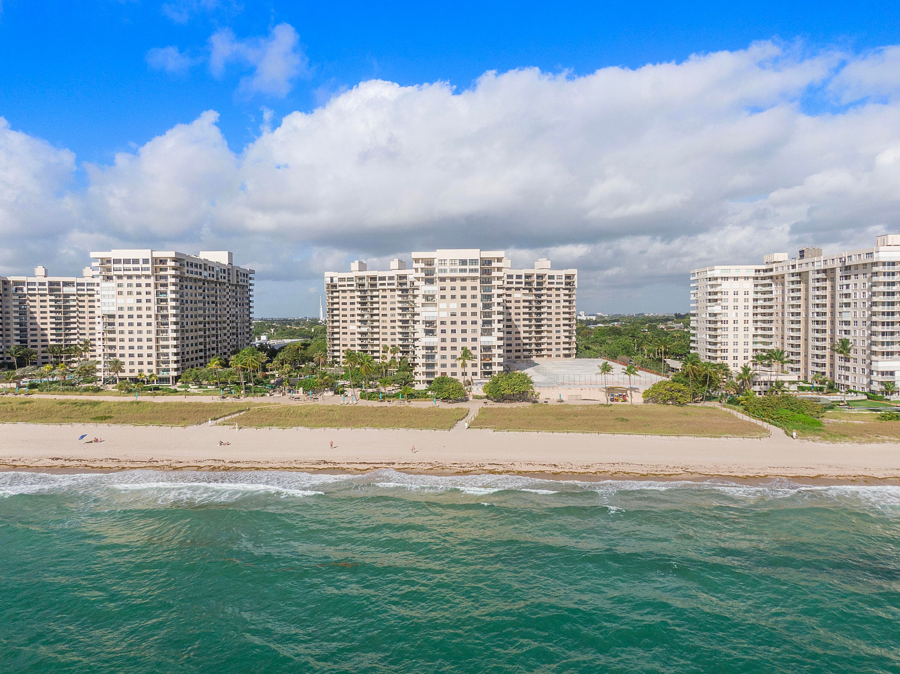 4900 N Ocean Boulevard 416, Lauderdale-By-The-Sea, FL 33308 — photo 2 of 47