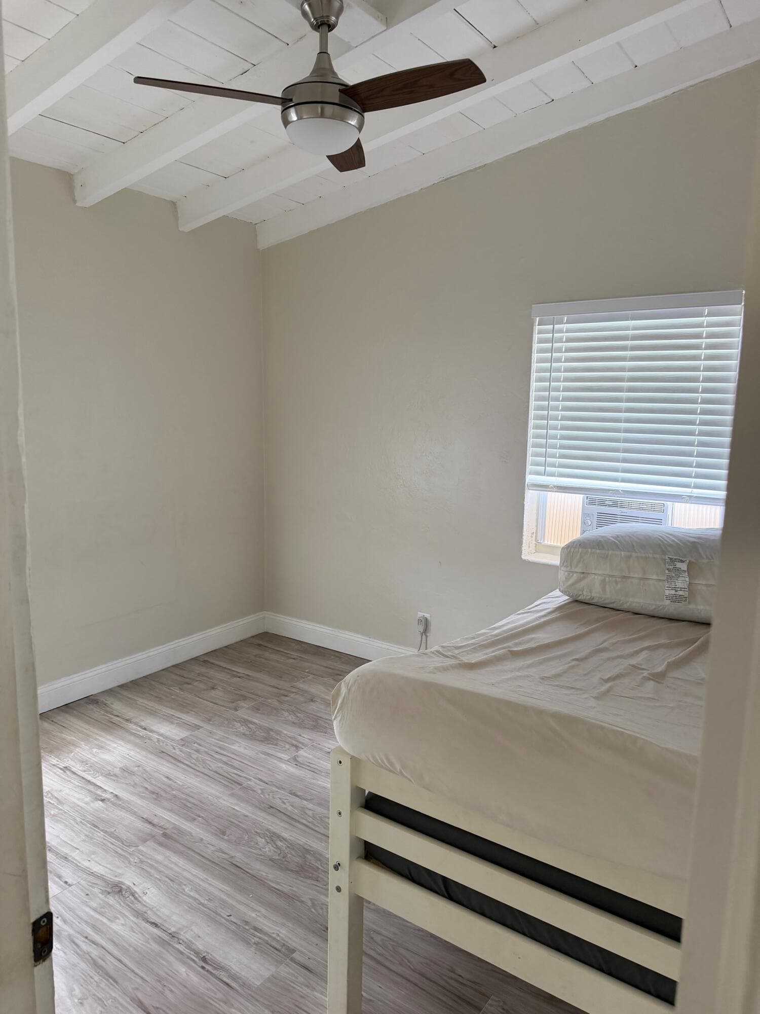 804 SW 24th Avenue, Fort Lauderdale, FL 33312 — photo 9 of 10