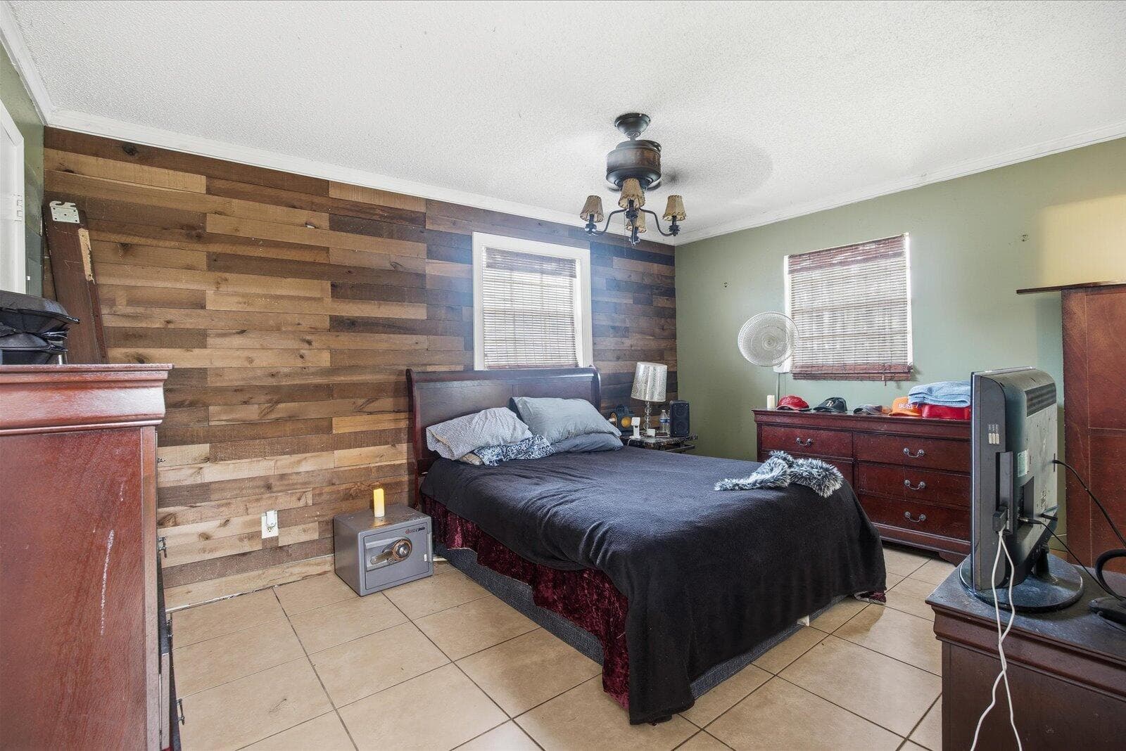 325 NW Dearman Street, Port St. Lucie, FL 34983 — photo 13 of 28