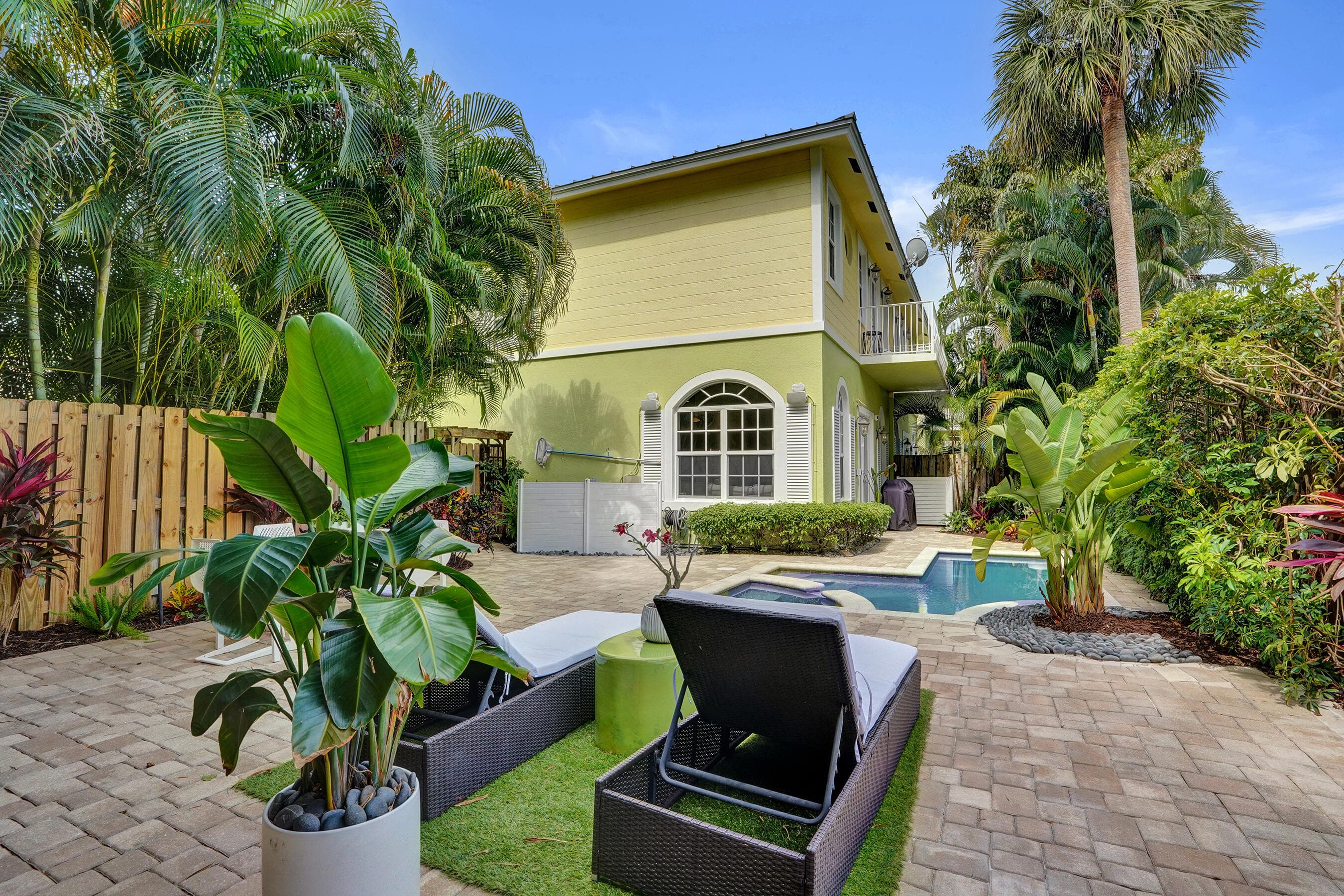 2636 NE 9th Avenue 6, Wilton Manors, FL 33334 — photo 68 of 104