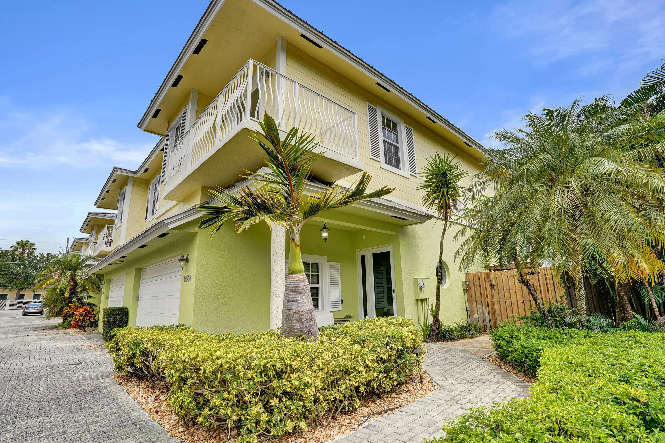 2636 NE 9th Avenue 6, Wilton Manors, FL 33334 — photo 4 of 104
