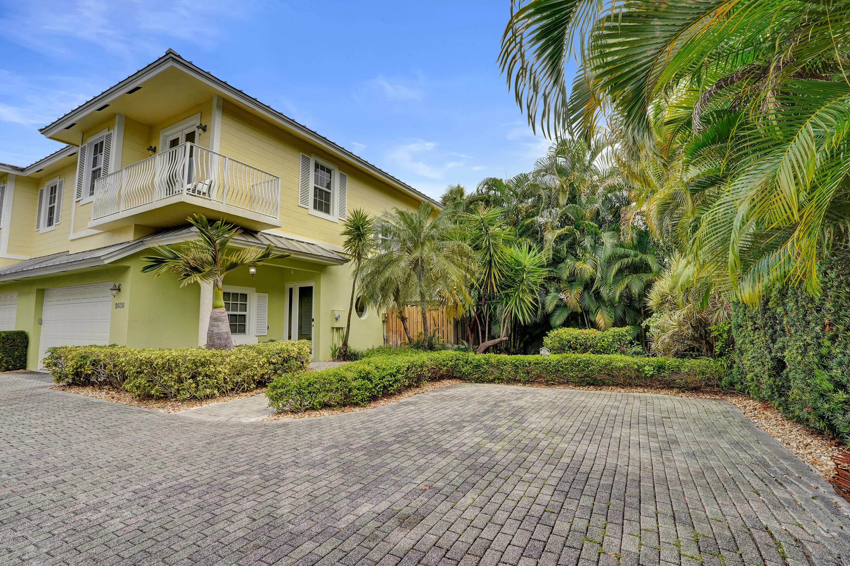 2636 NE 9th Avenue 6, Wilton Manors, FL 33334 — photo 94 of 104