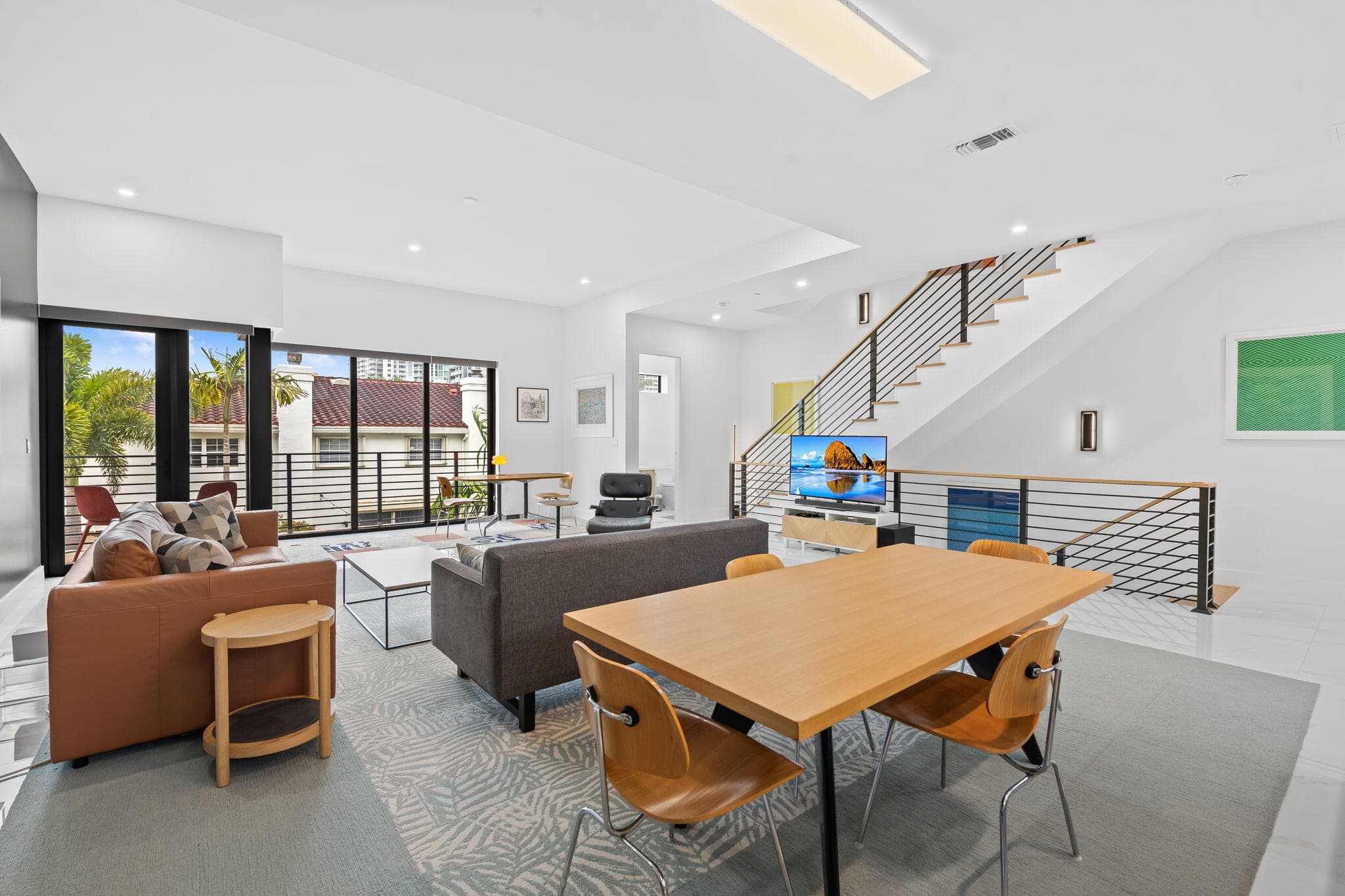 818 NE 2nd Street, Fort Lauderdale, FL 33301 — photo 2 of 45