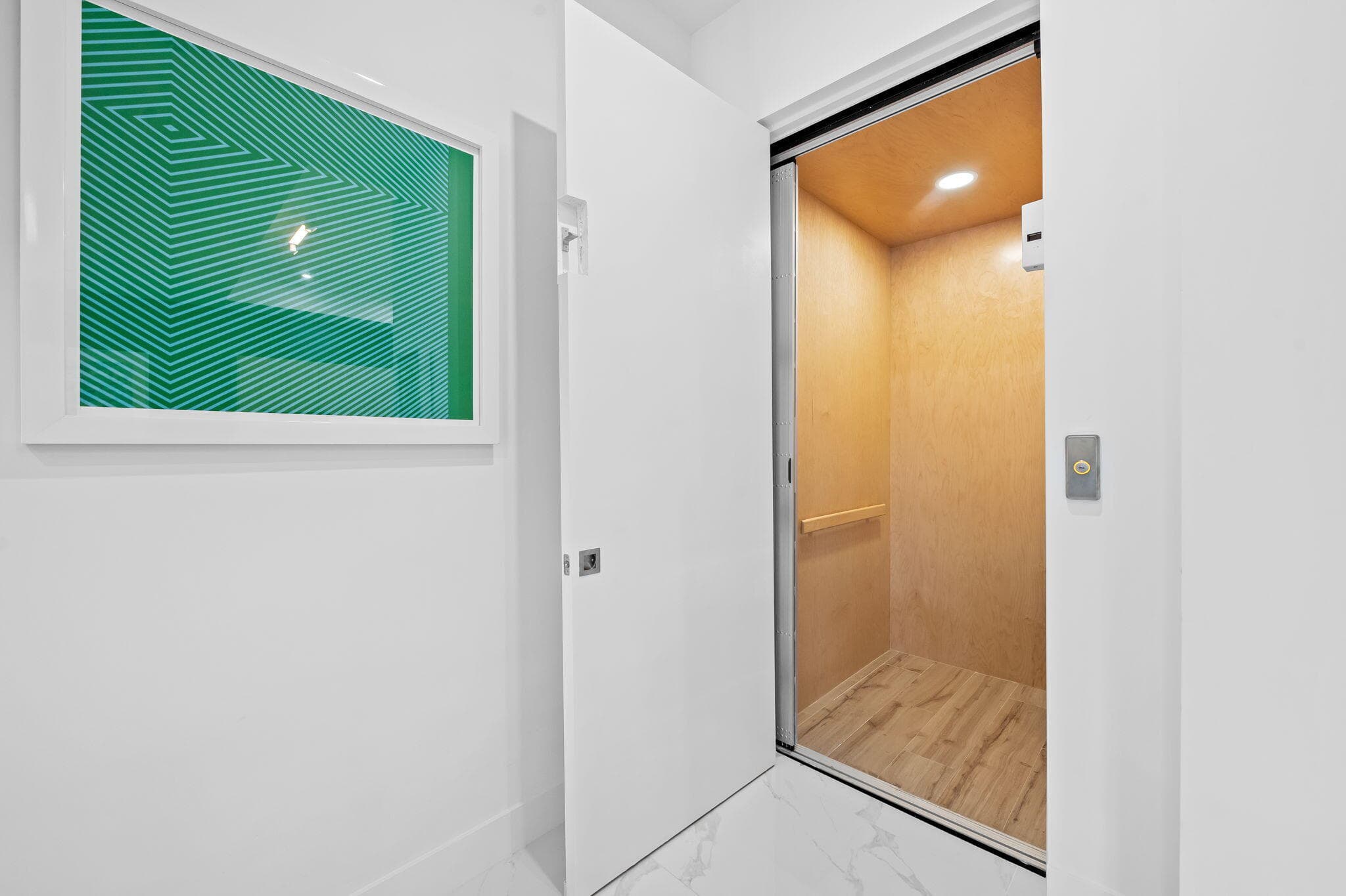 818 NE 2nd Street, Fort Lauderdale, FL 33301 — photo 33 of 45