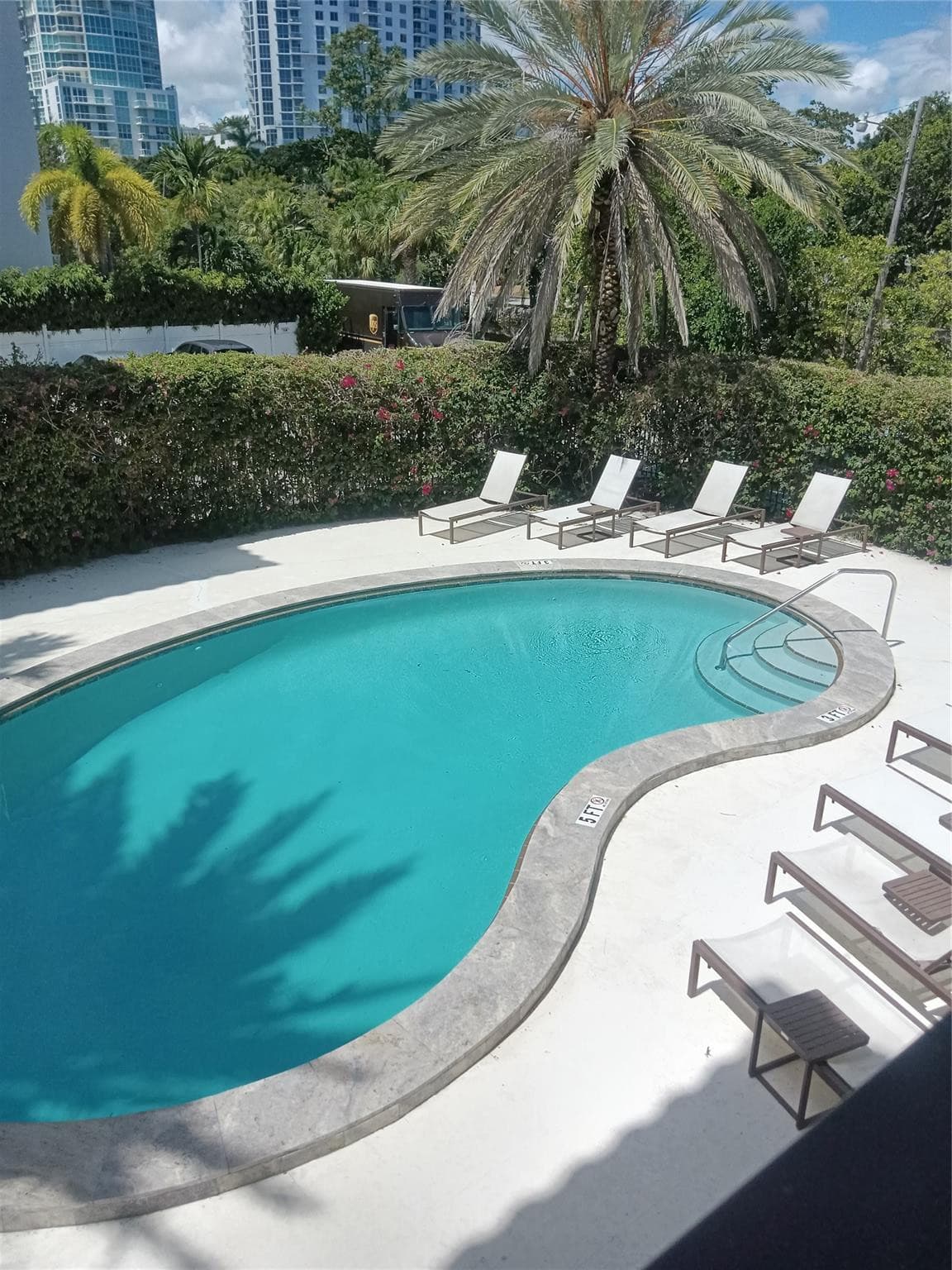 924 SE 2nd Street 11, Fort Lauderdale, FL 33301 — photo 2 of 9