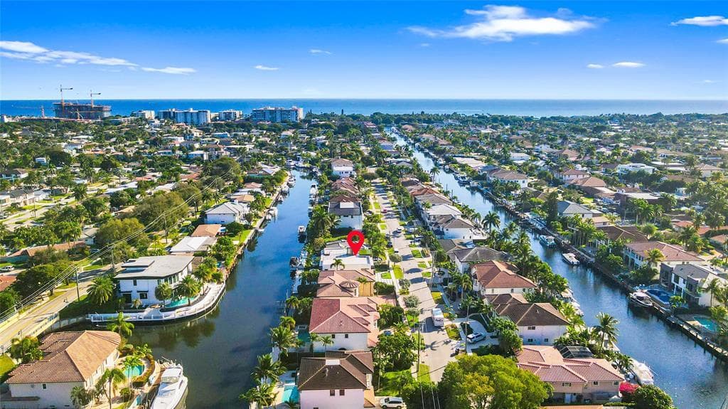 2441 NE 48th Court, Lighthouse Point, FL 33064 — photo 4 of 57