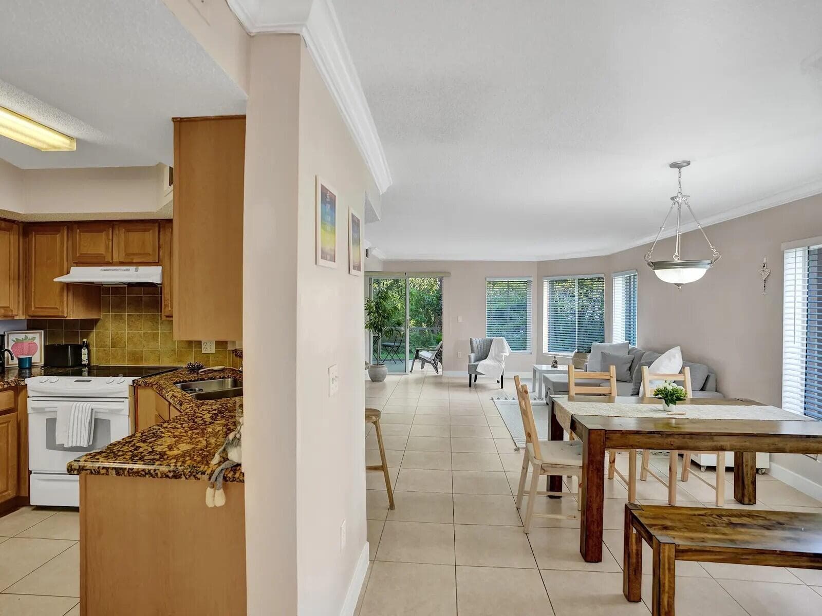 815 W Boynton Beach Boulevard 9-108, Boynton Beach, FL 33426 — photo 18 of 43