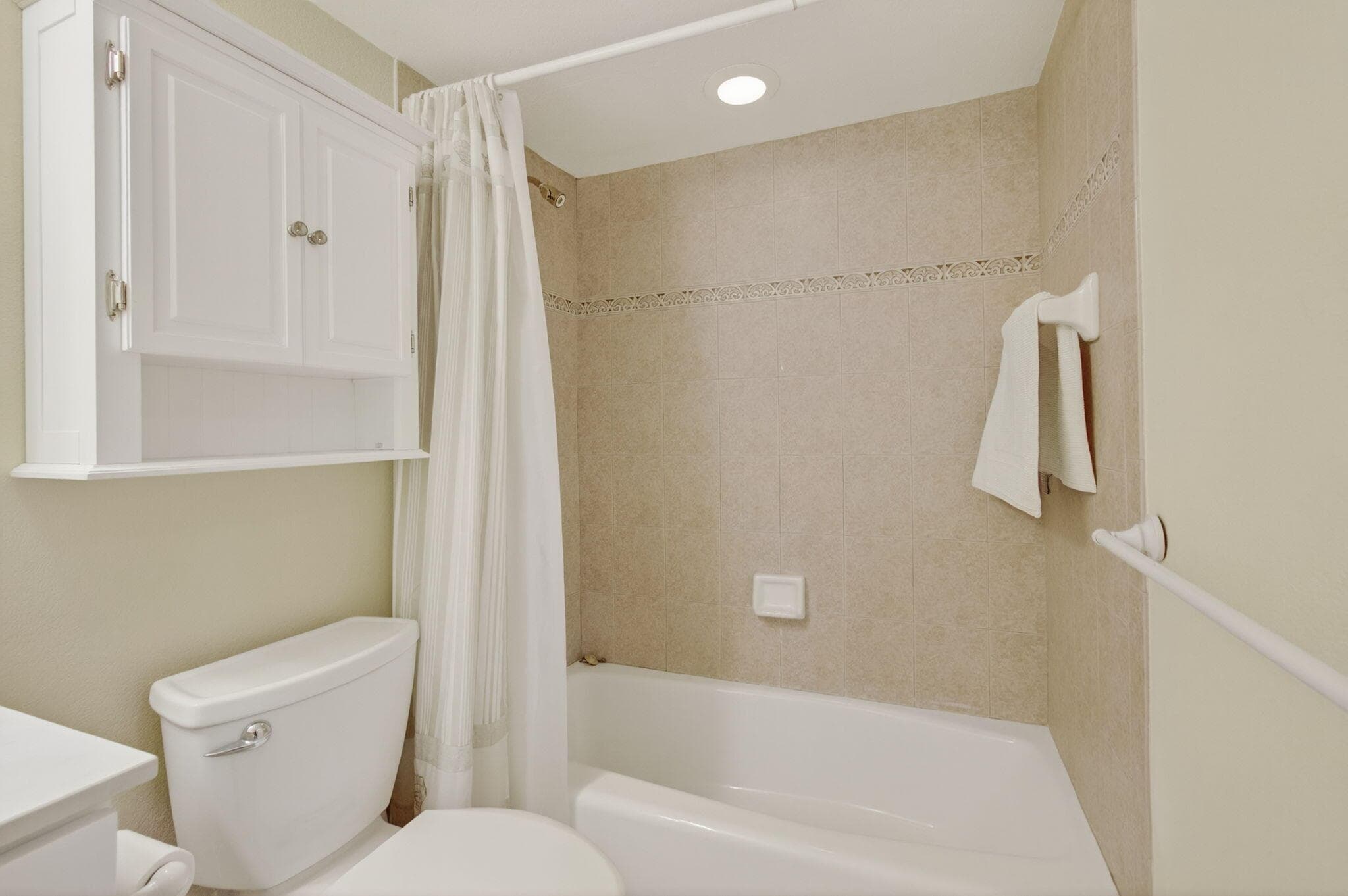 4505 S Ocean Boulevard 905, Highland Beach, FL 33487 — photo 19 of 25