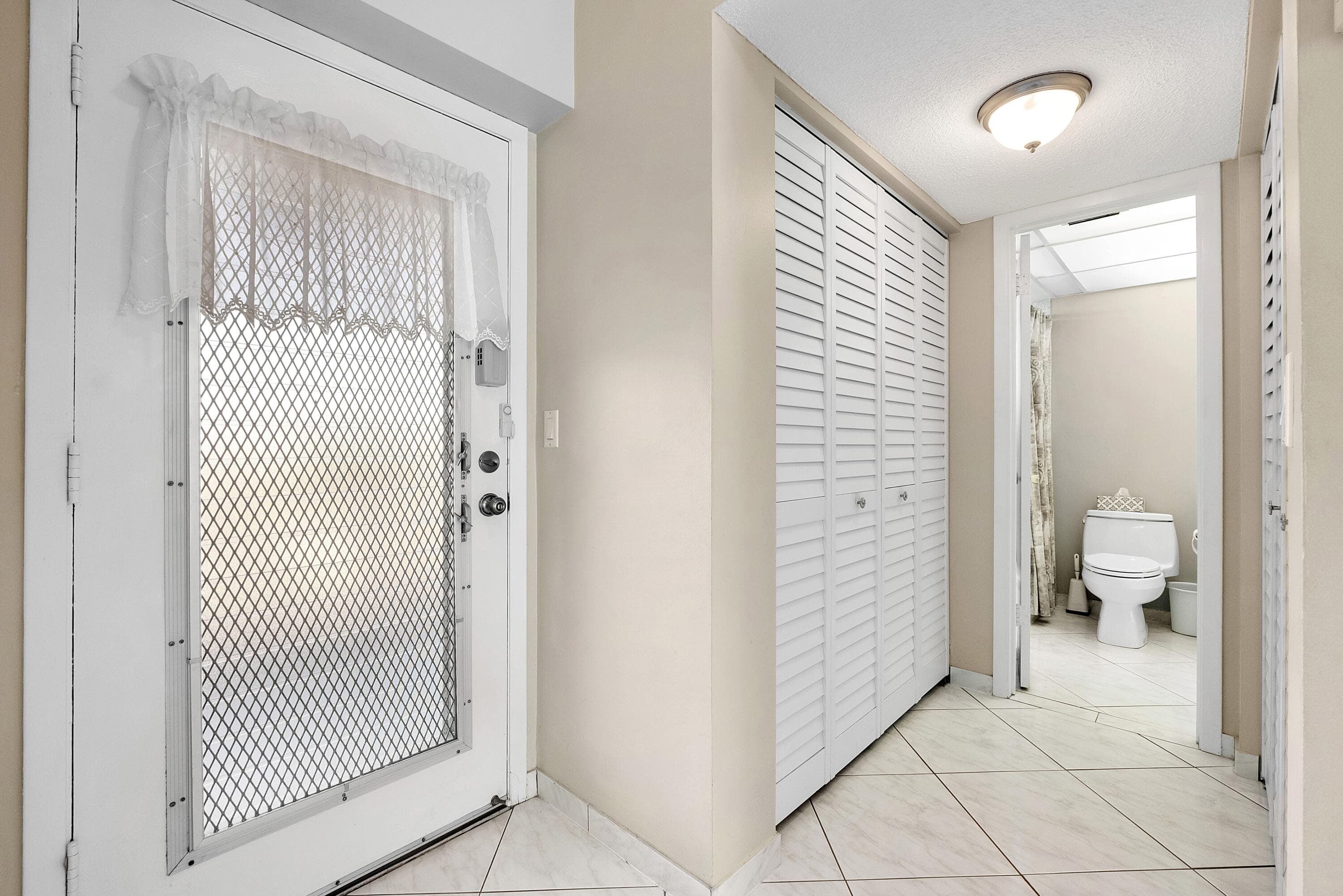 2900 NW 47th Terrace 304b, Lauderdale Lakes, FL 33313 — photo 12 of 18