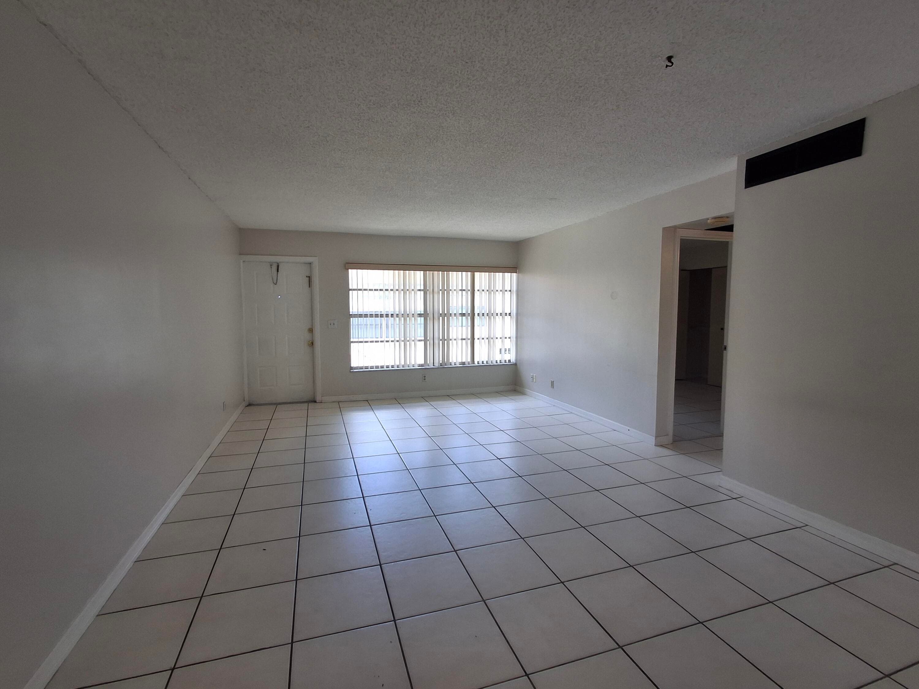 11506 Royal Palm Boulevard 11506, Coral Springs, FL 33065 — photo 5 of 16