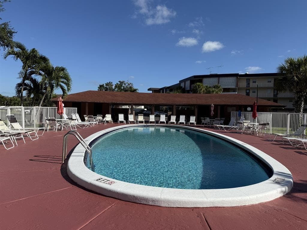 2900 NW 47th Terrace 304b, Lauderdale Lakes, FL 33313 — photo 15 of 18