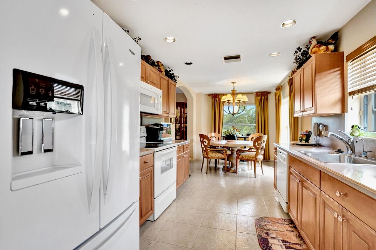 12434 Crystal Pointe Drive 202, Boynton Beach, FL 33437 — photo 24 of 84
