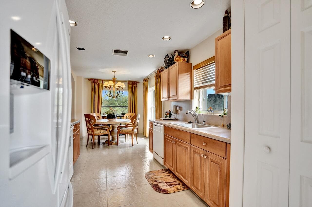 12434 Crystal Pointe Drive 202, Boynton Beach, FL 33437 — photo 25 of 84