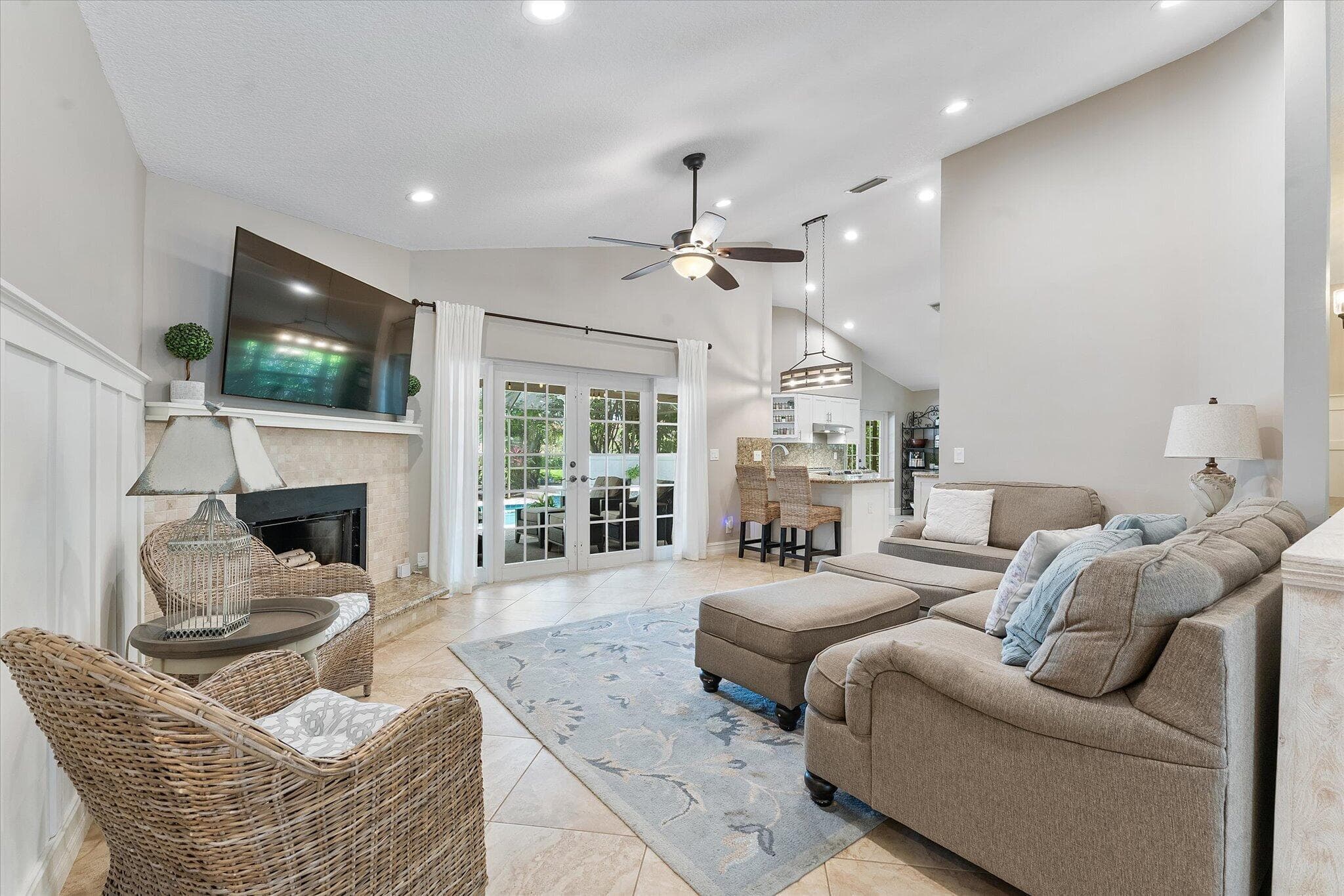 11911 Classic Drive, Coral Springs, FL 33071 — photo 3 of 59