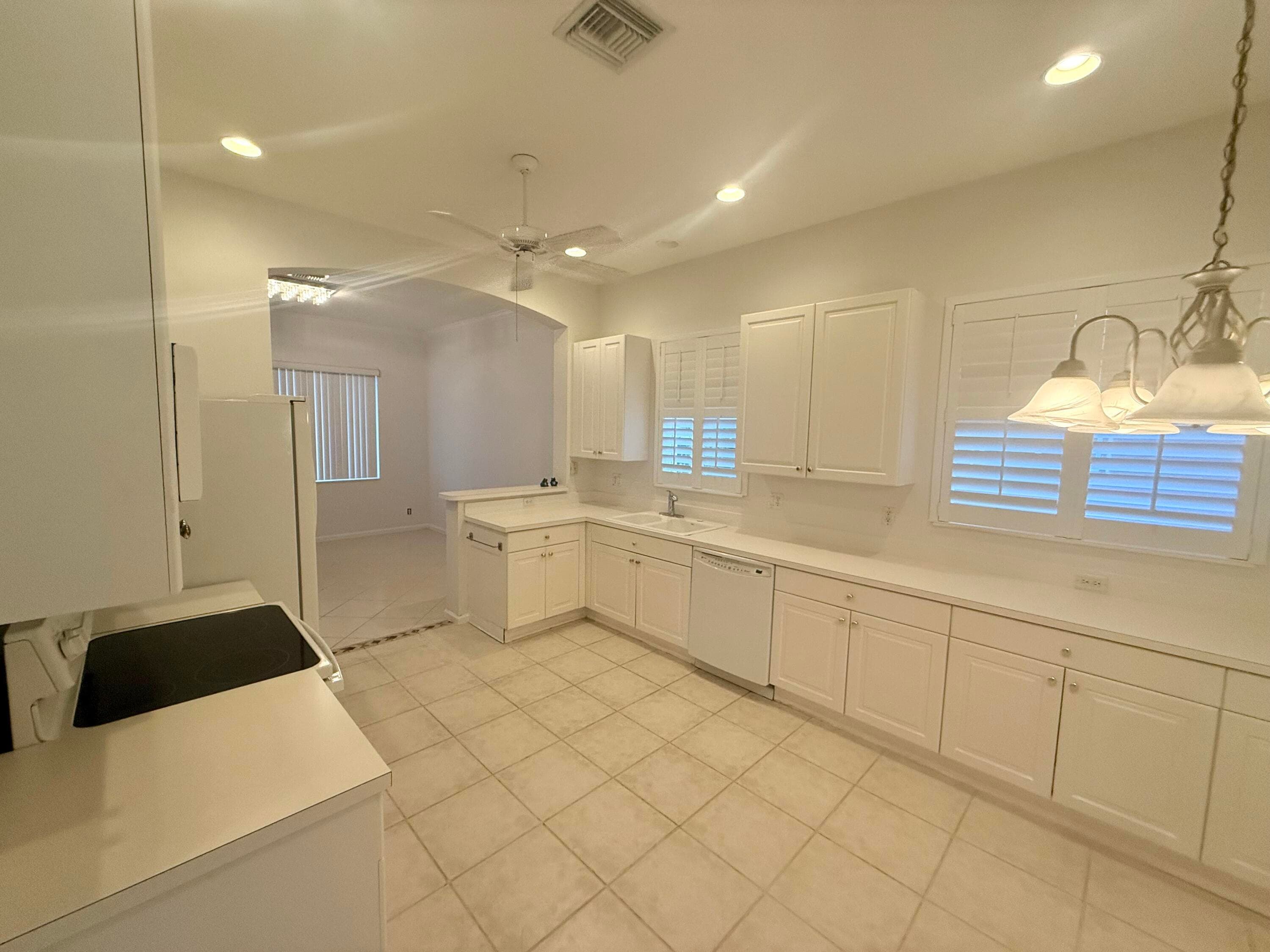 9041 Bay Harbour Circle, West Palm Beach, FL 33411 — photo 6 of 24