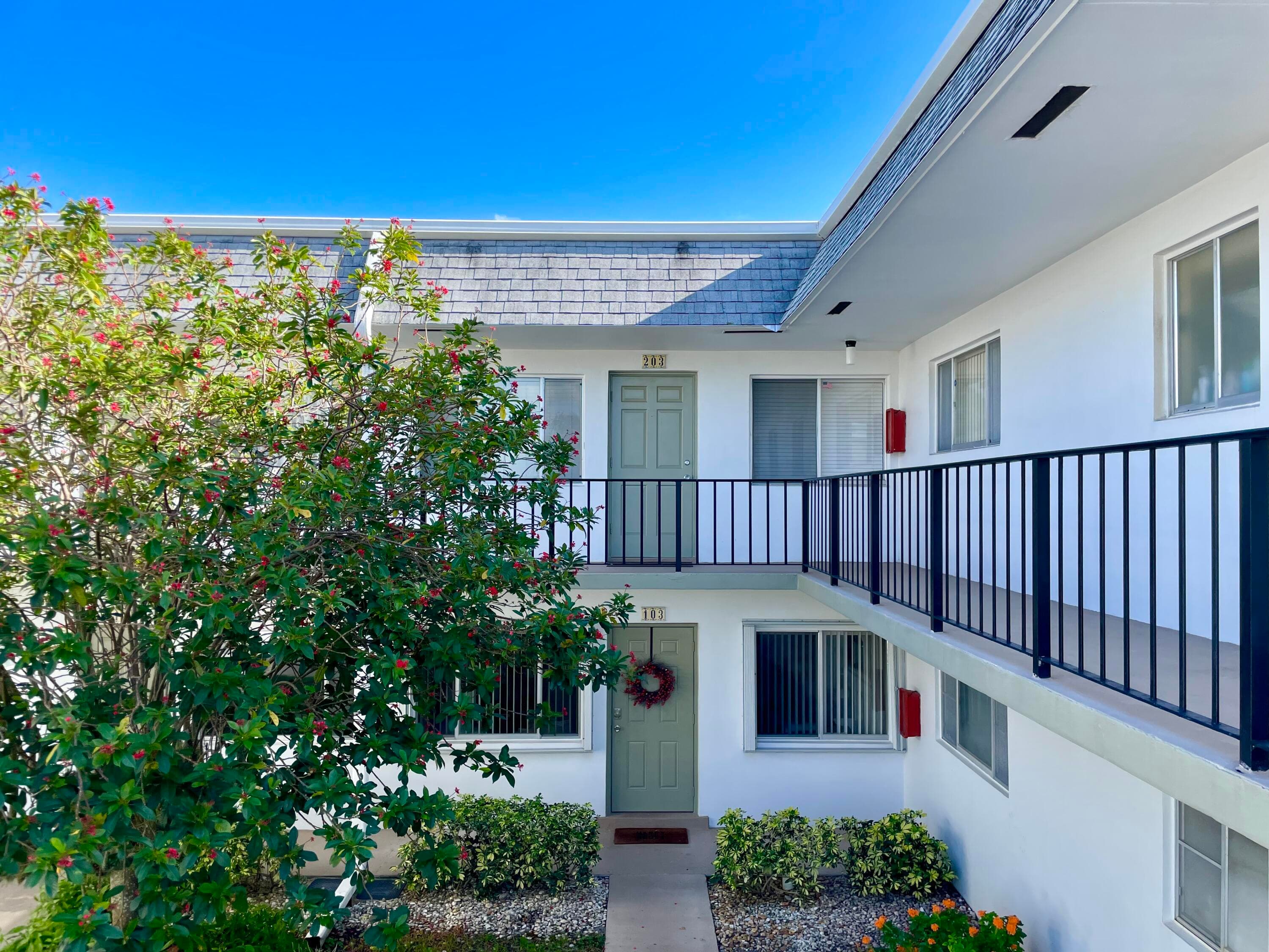 2920 Cynthia Lane 203, Lake Worth Beach, FL 33461 — photo 15 of 34