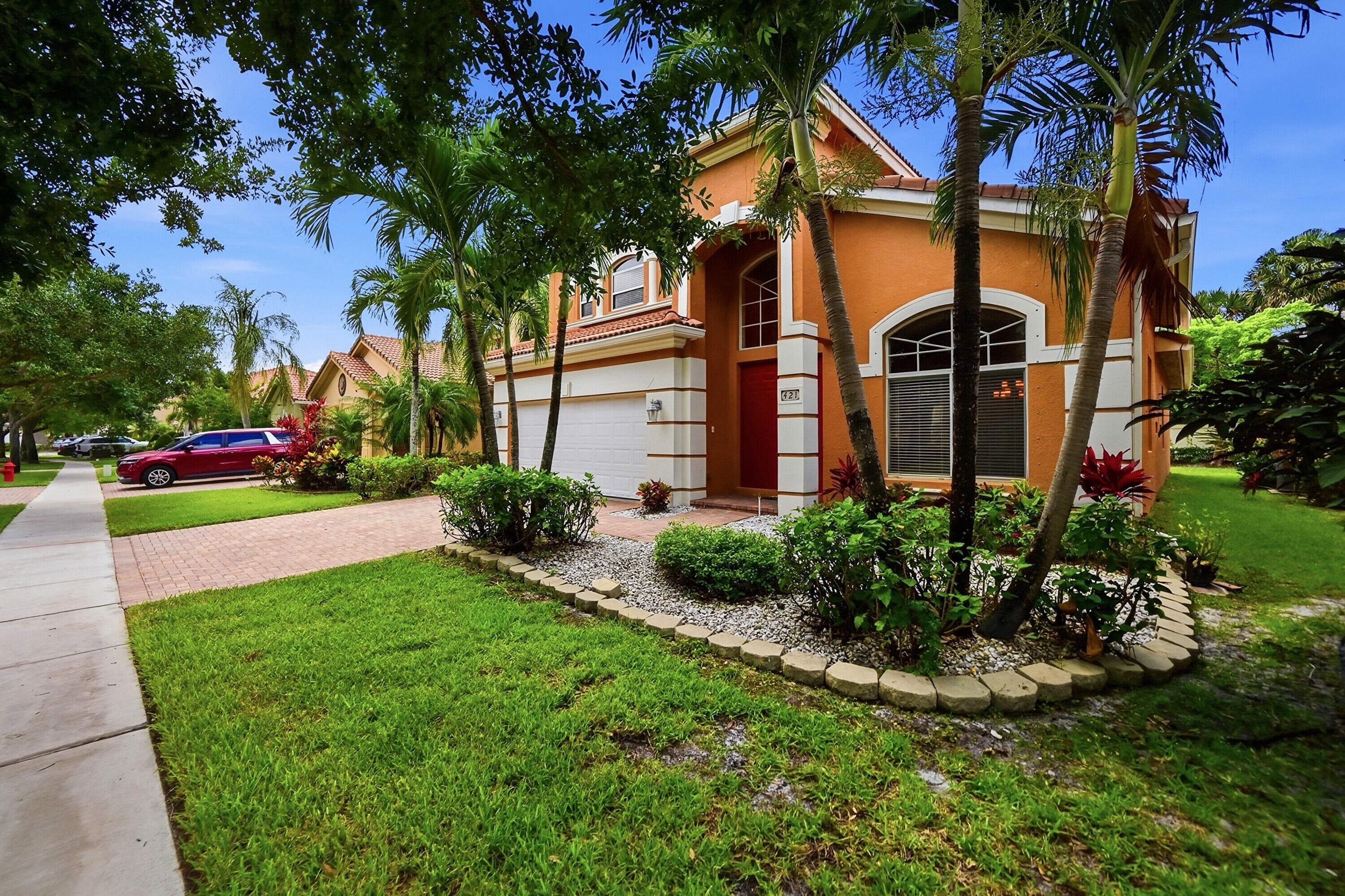 421 Gazetta Way, West Palm Beach, FL 33413 — photo 3 of 67